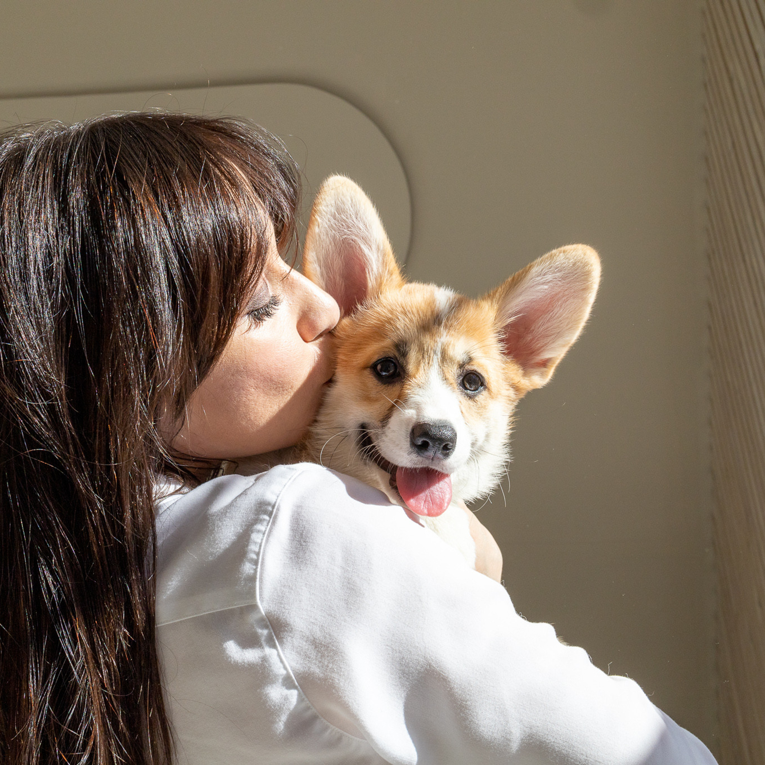 Марина, Саша и две супер корги