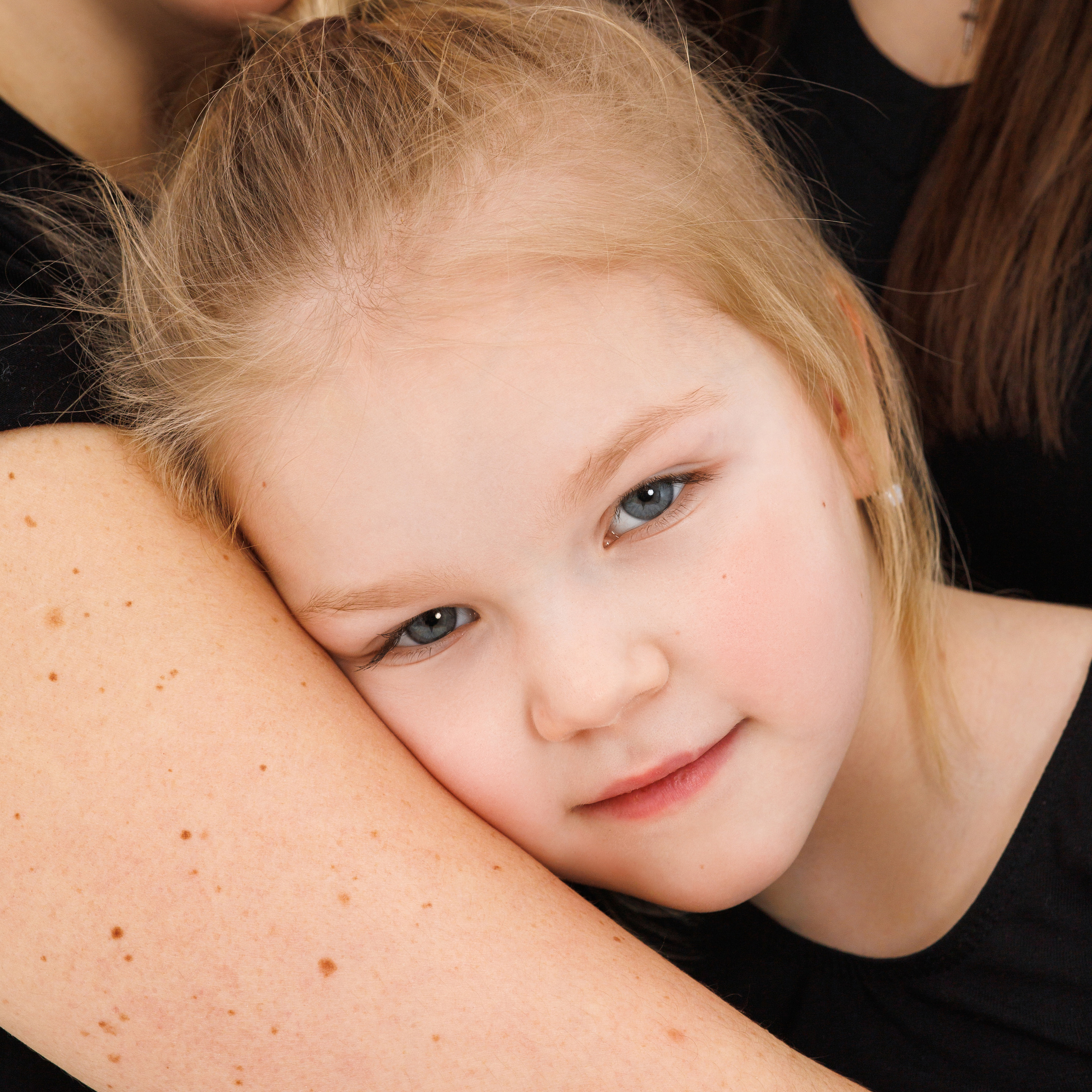 Дочки-матери