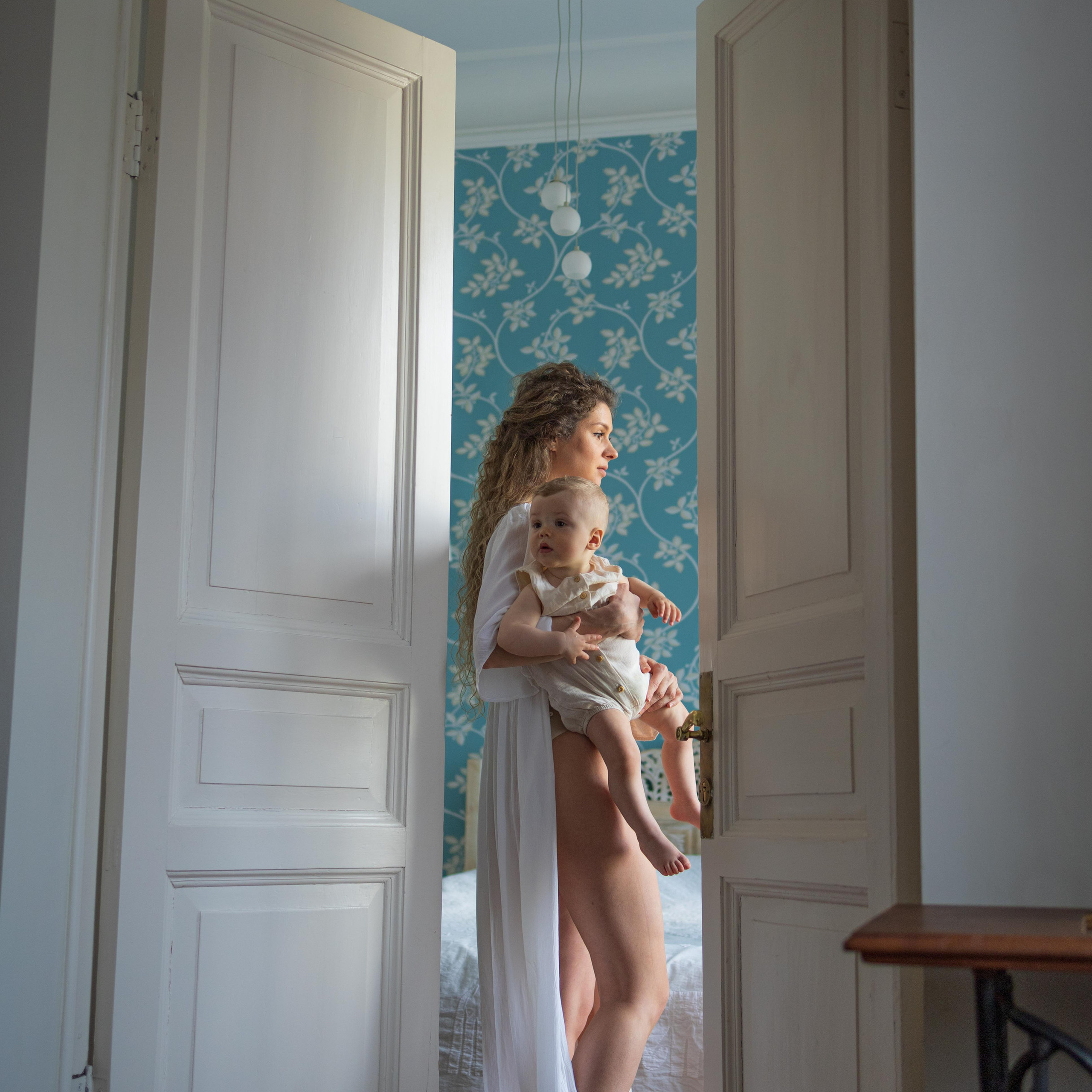 мать и дитя