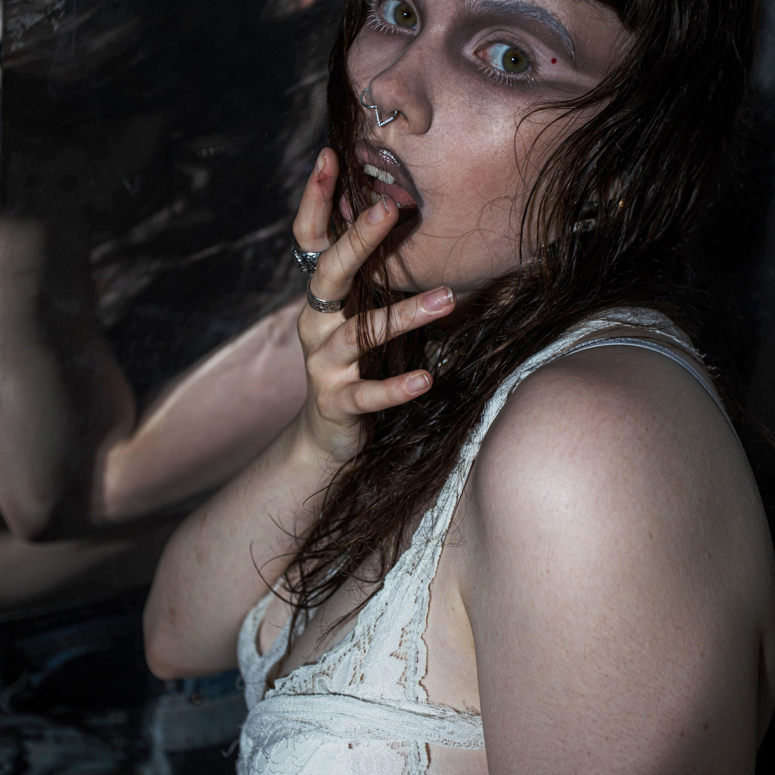 Shhhh. Я — Мария, фотограф/фотохудожник в Санкт-Петербурге