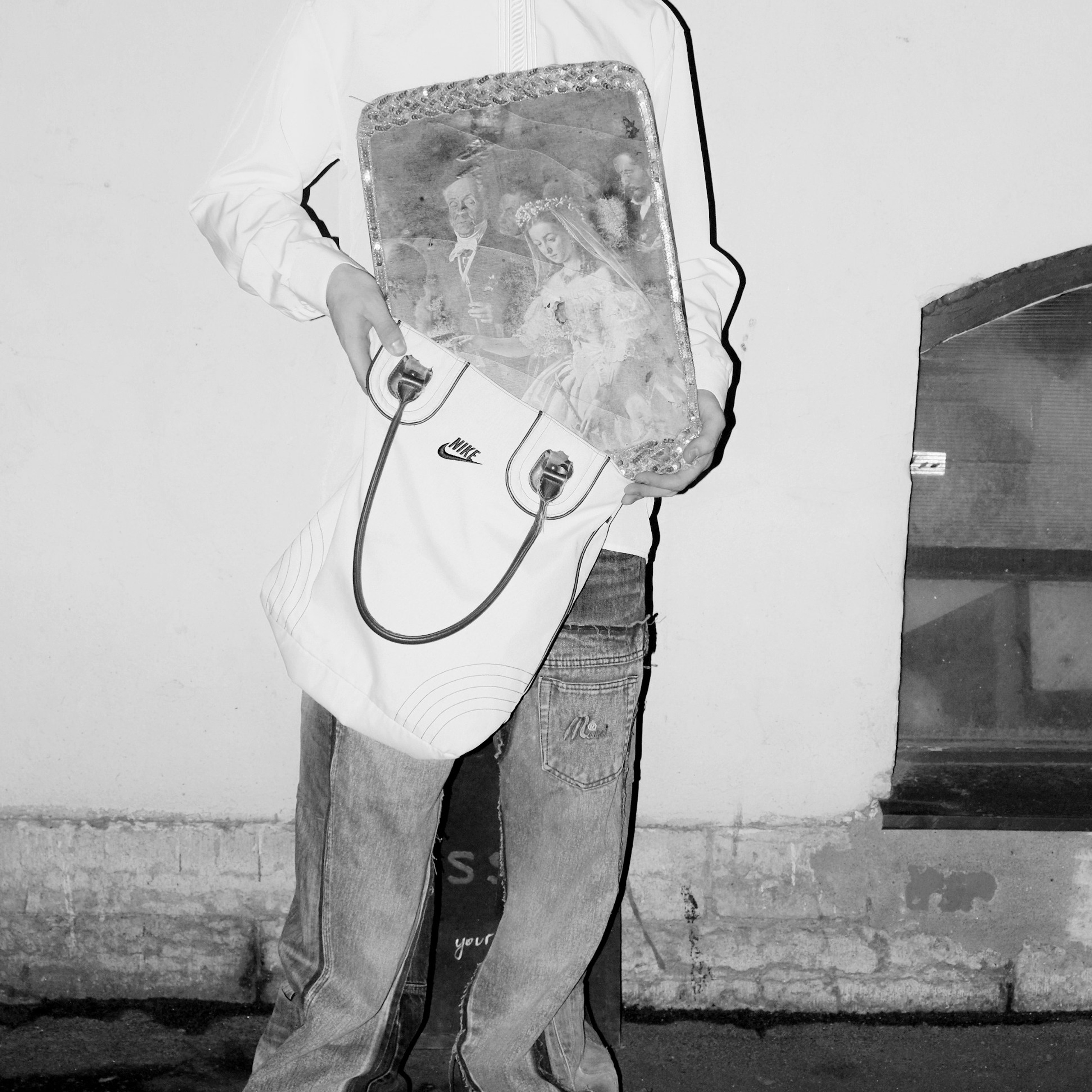 Styling sneakers museum. Я — Мария, фотограф/фотохудожник в Санкт-Петербурге