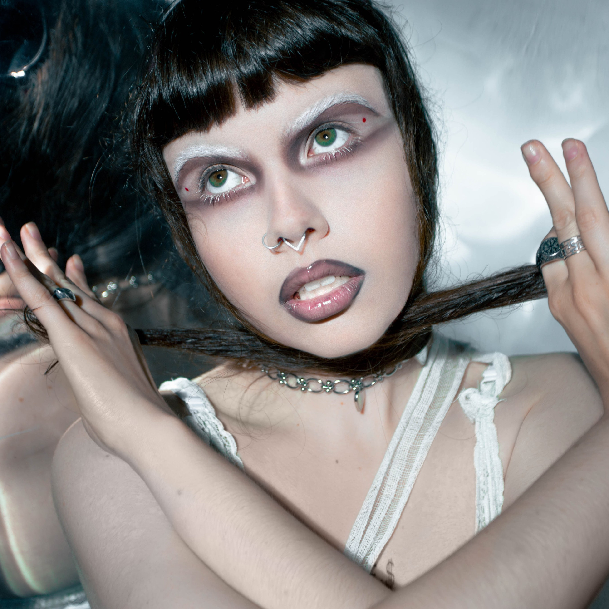 Shhhh. Я — Мария, фотограф/фотохудожник в Санкт-Петербурге