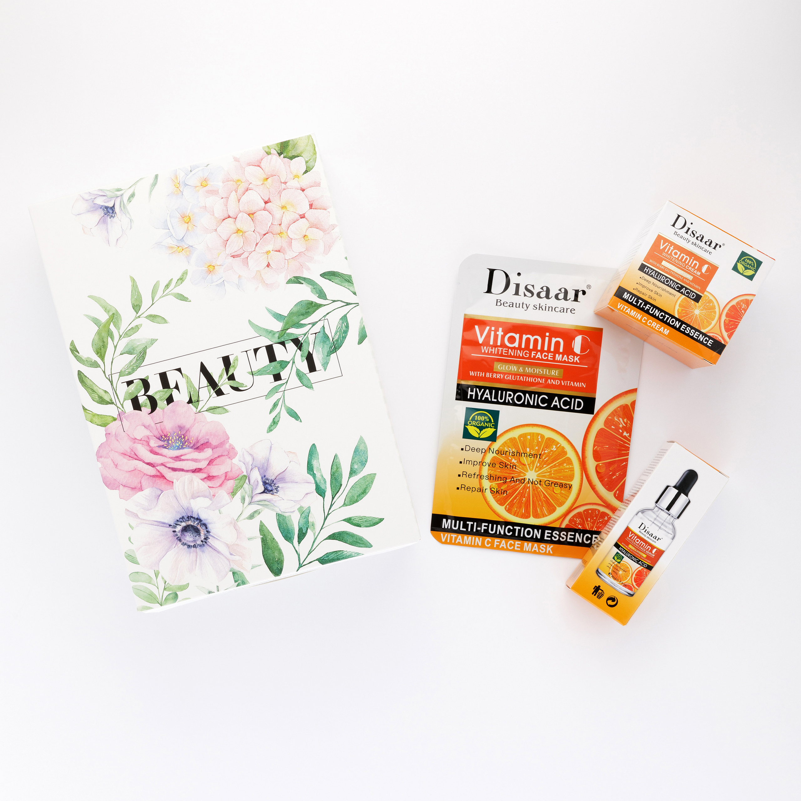 Фотосъёмка косметики для соцсетей.