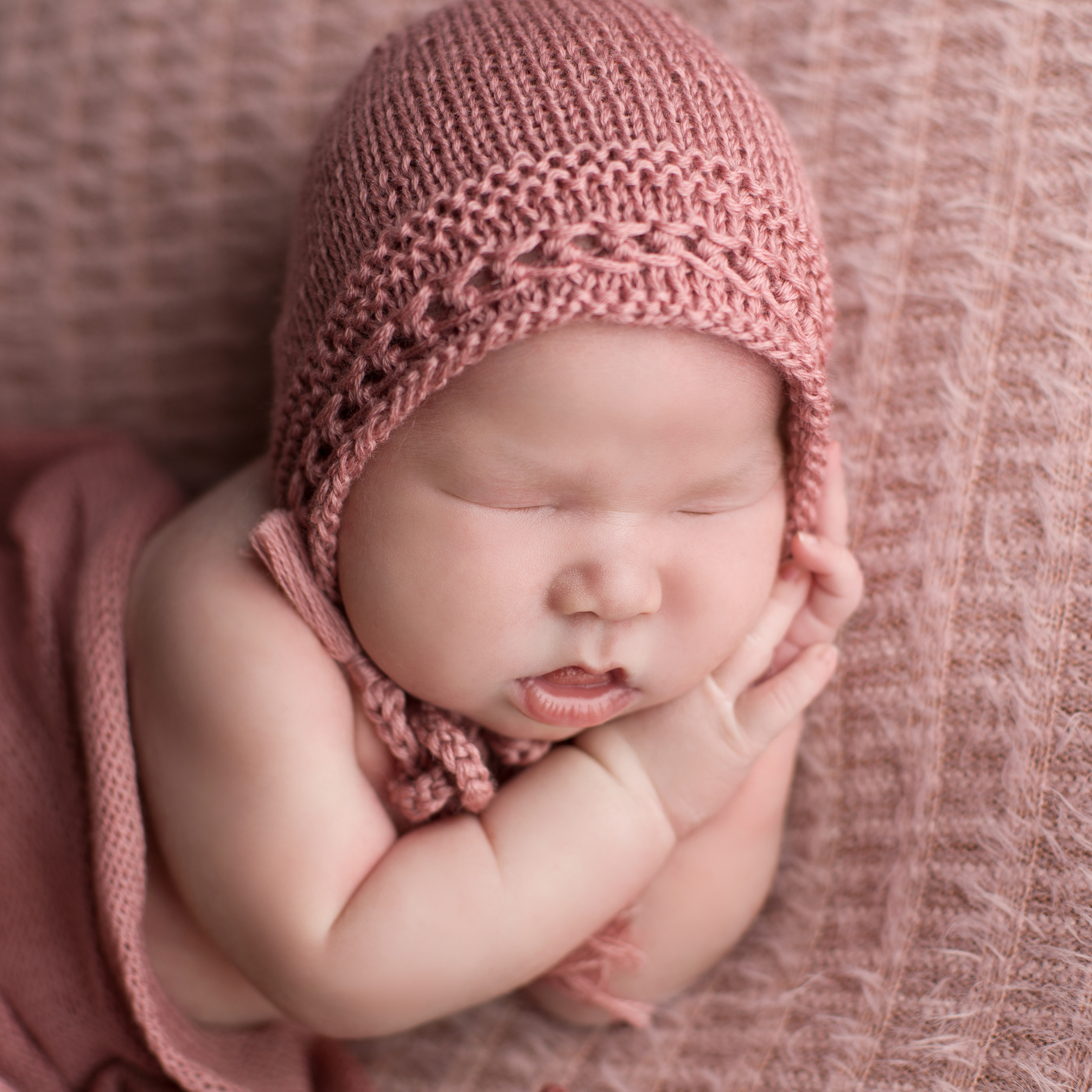 Newborn session in Äänekoski/Jyväskylä. Newborn photographer. Keski-Suomi (Central Finland)
