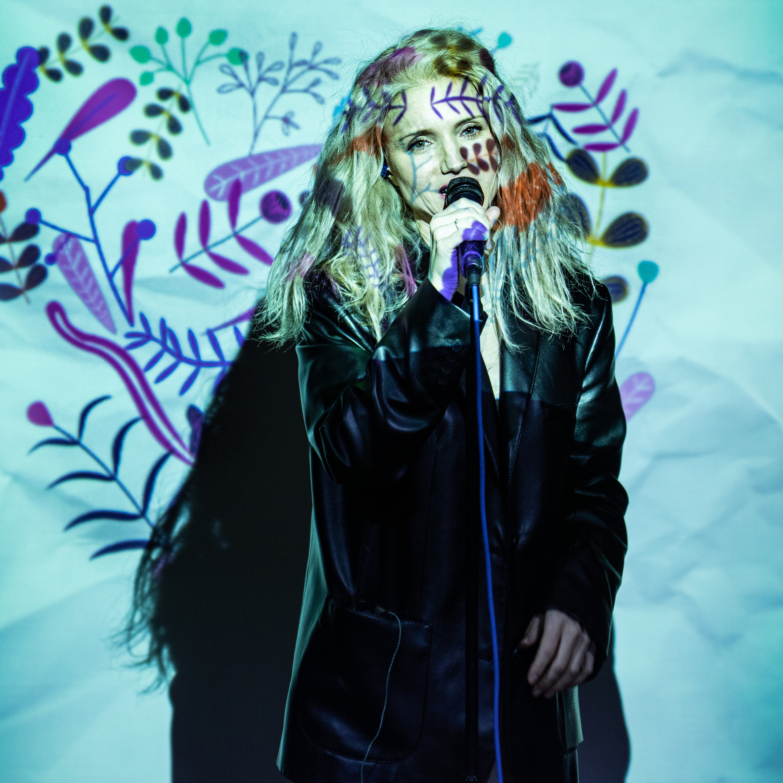 Ира Тонева (Фабрика) — Концерт