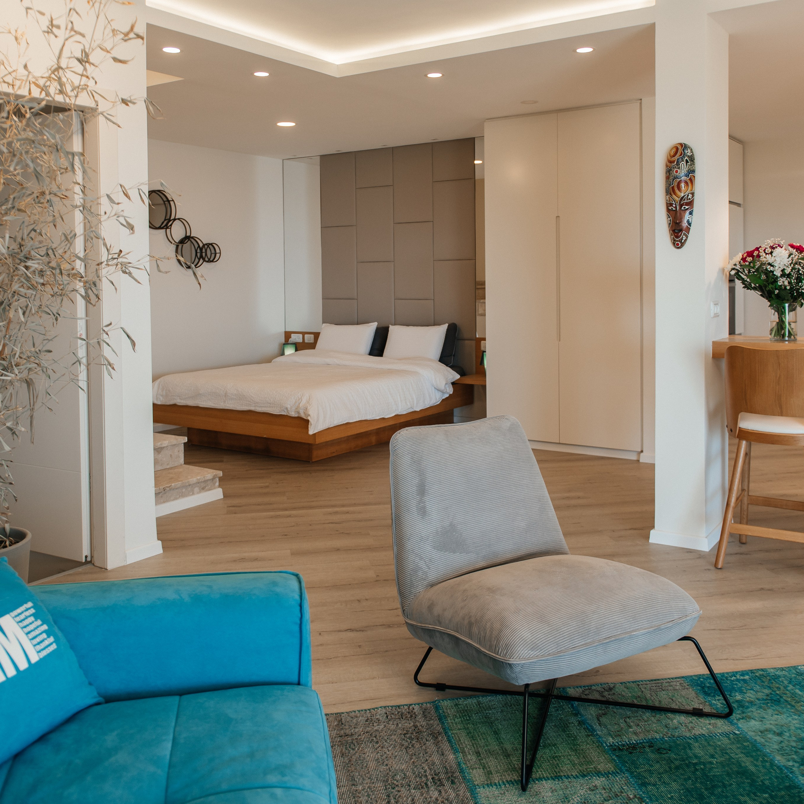 Фотосъемки для бизнеса. Семейный фотограф Израиль. Фотокниги и школьные альбомы