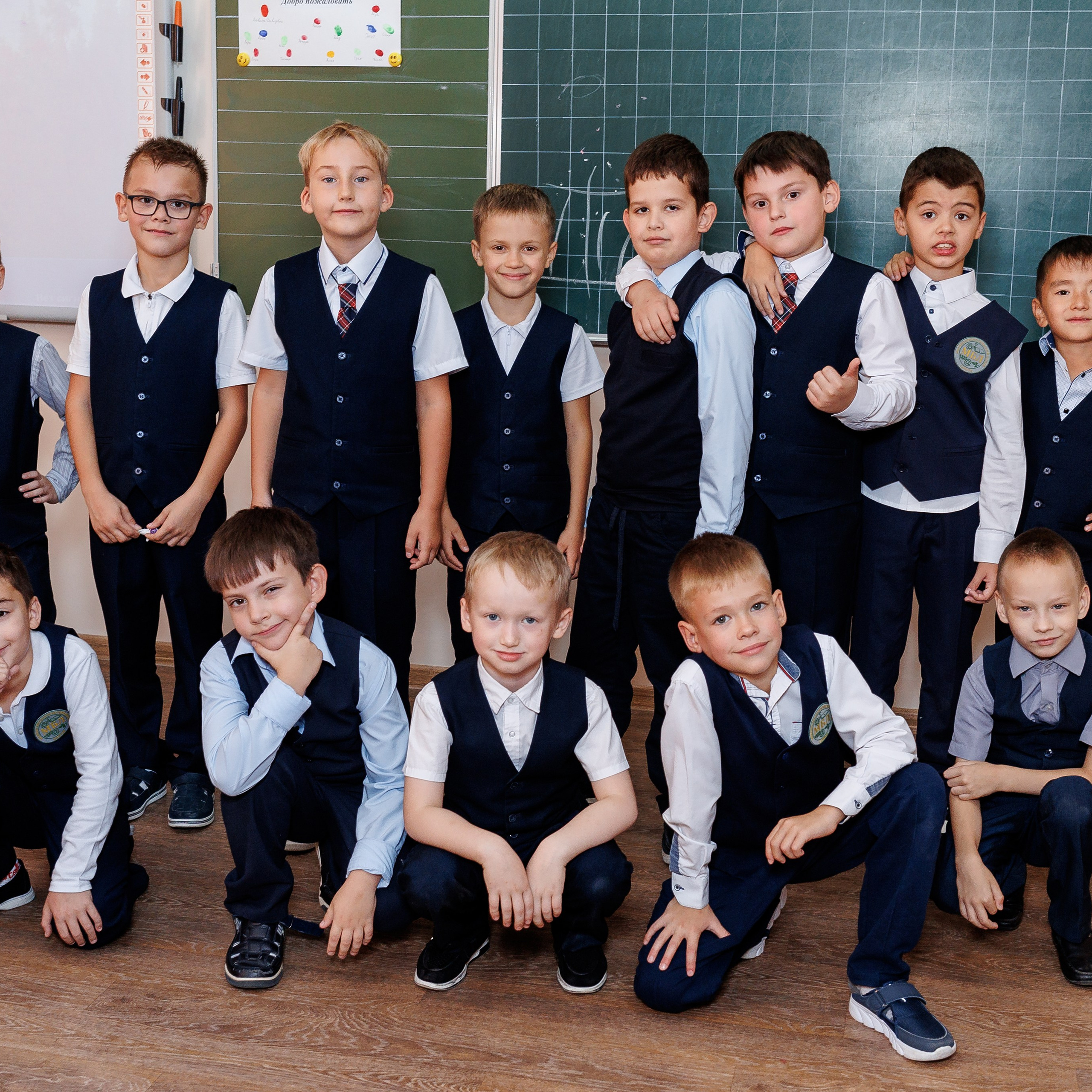 Выпускной альбом для школьников. Семейный фотограф в Саратове Юлия Охотникова