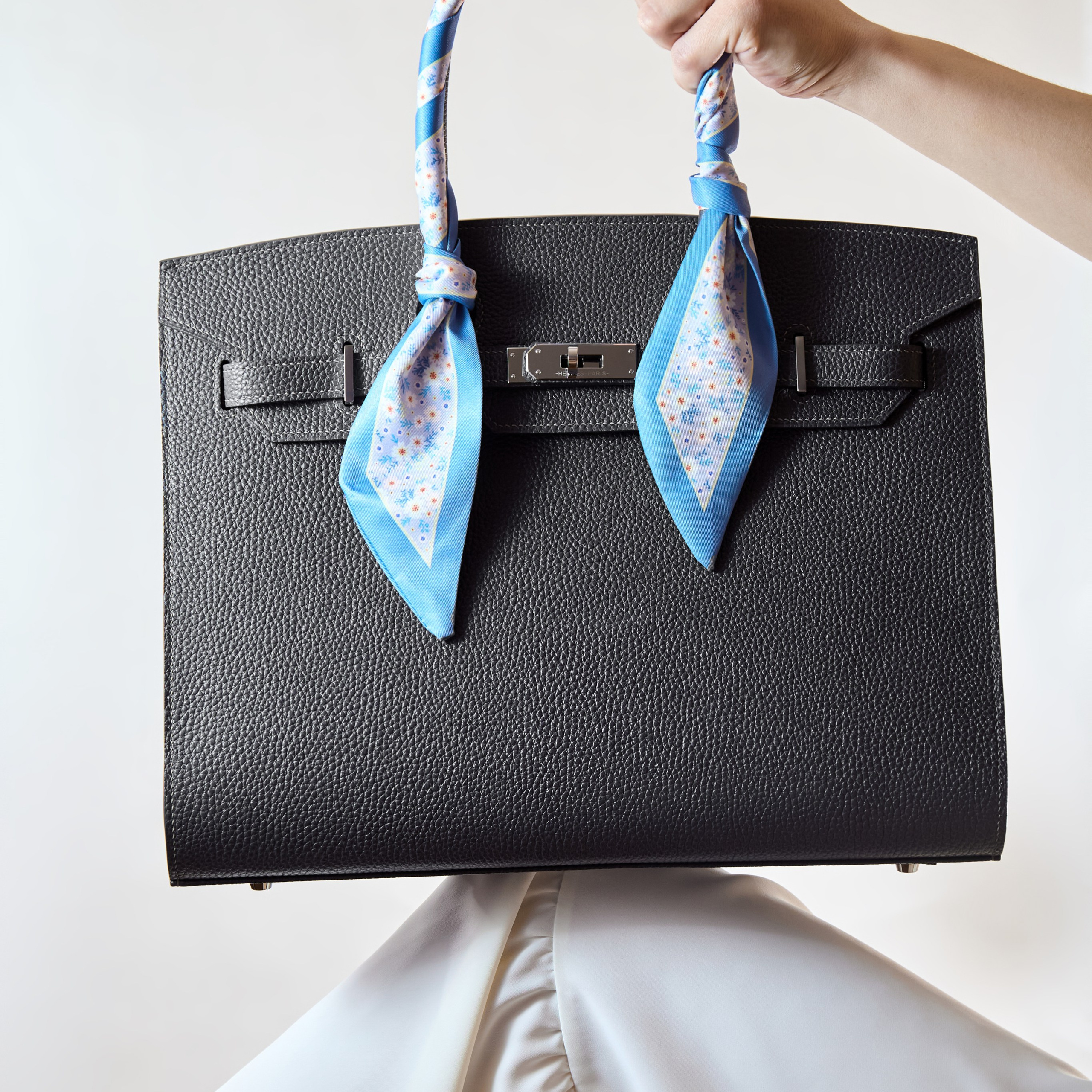 Отзывы. Частный мастер — дизайнер по созданию аксессуаров из кожи Олег Шарыгин