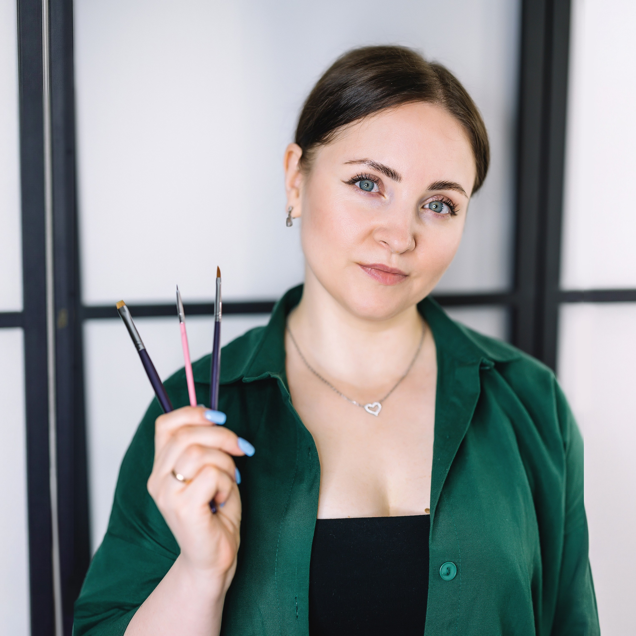 Олеся мастер бровей