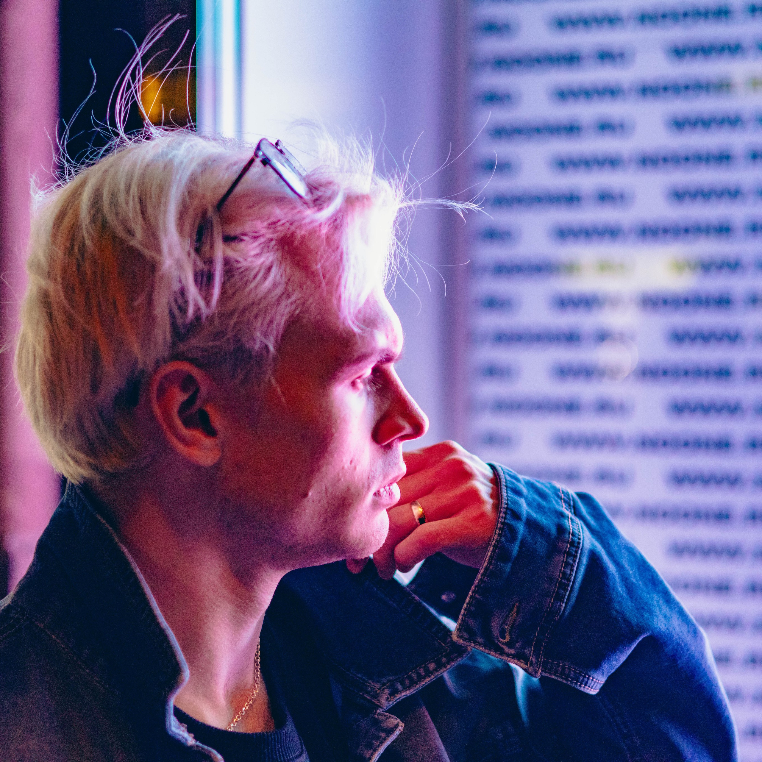 Сергей. Jean De Vivre Gallery