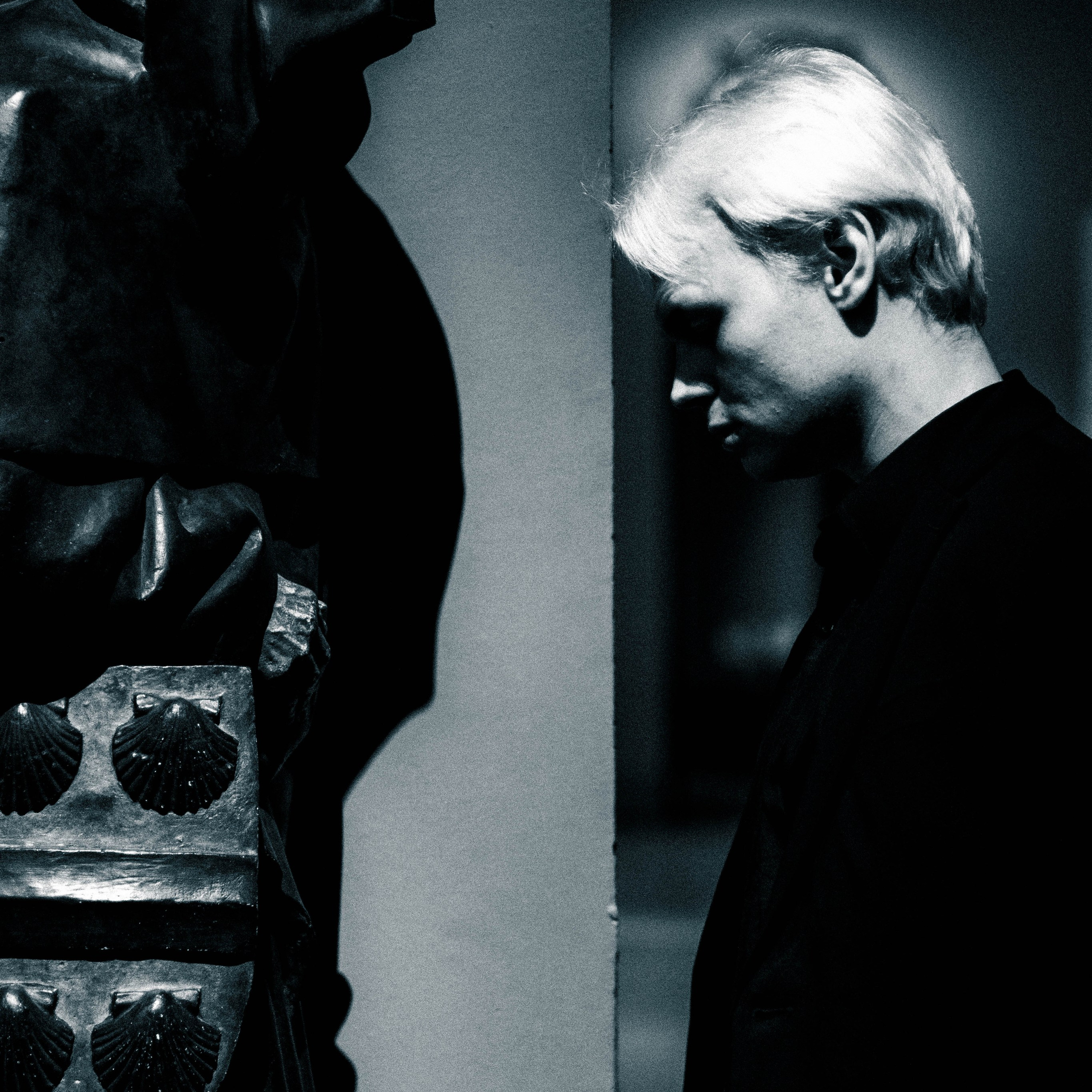Сергей. Jean De Vivre Gallery