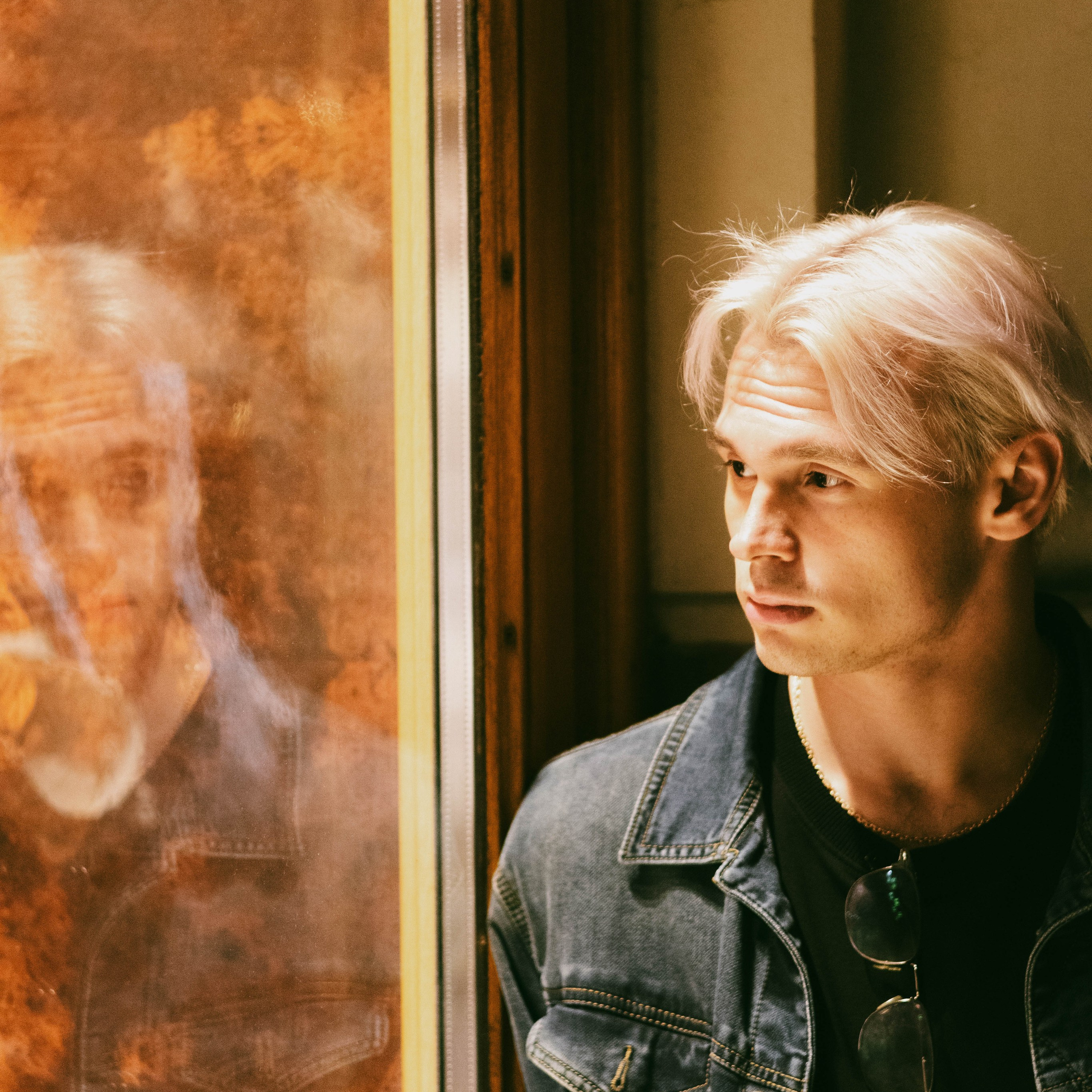 Сергей. Jean De Vivre Gallery