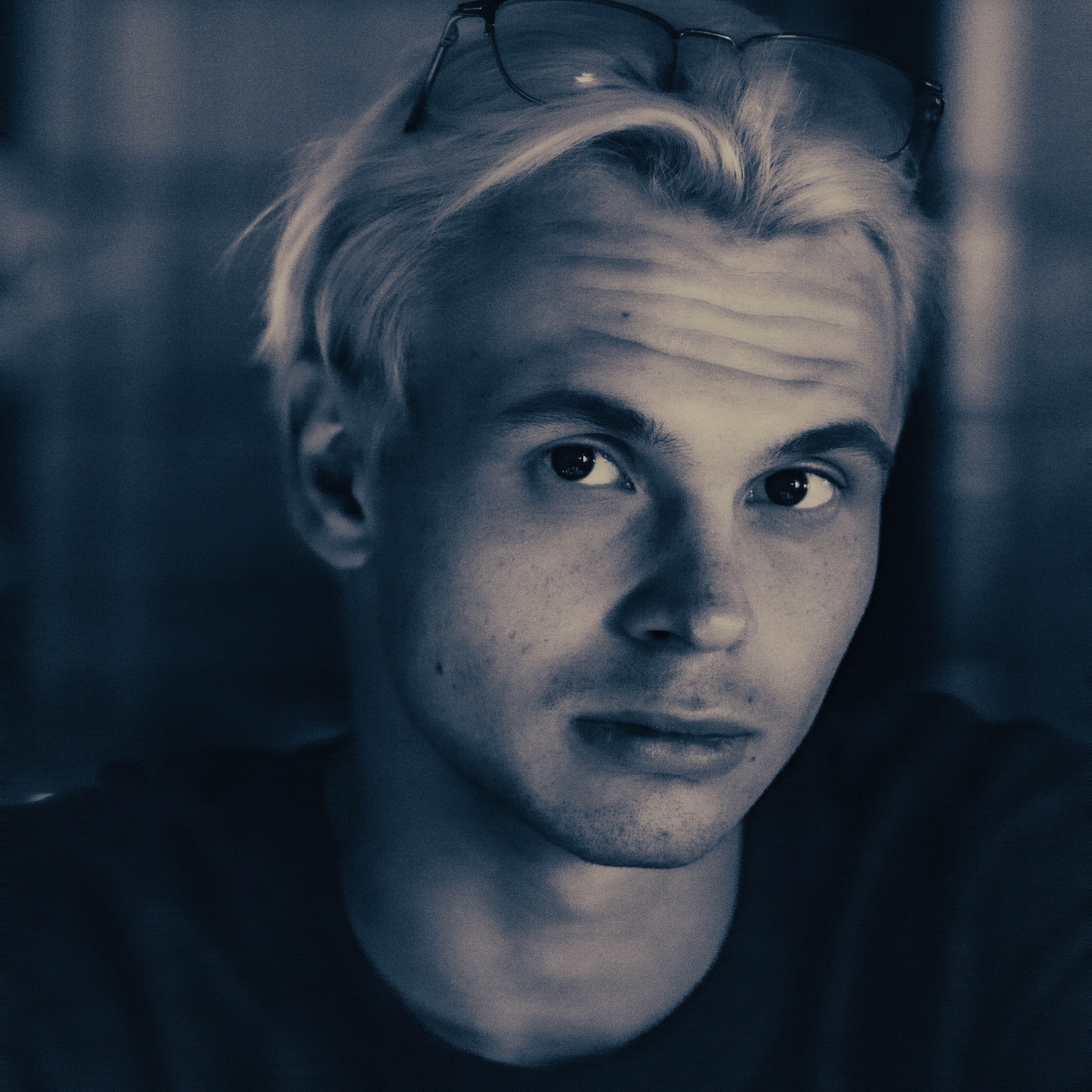 Сергей. Jean De Vivre Gallery