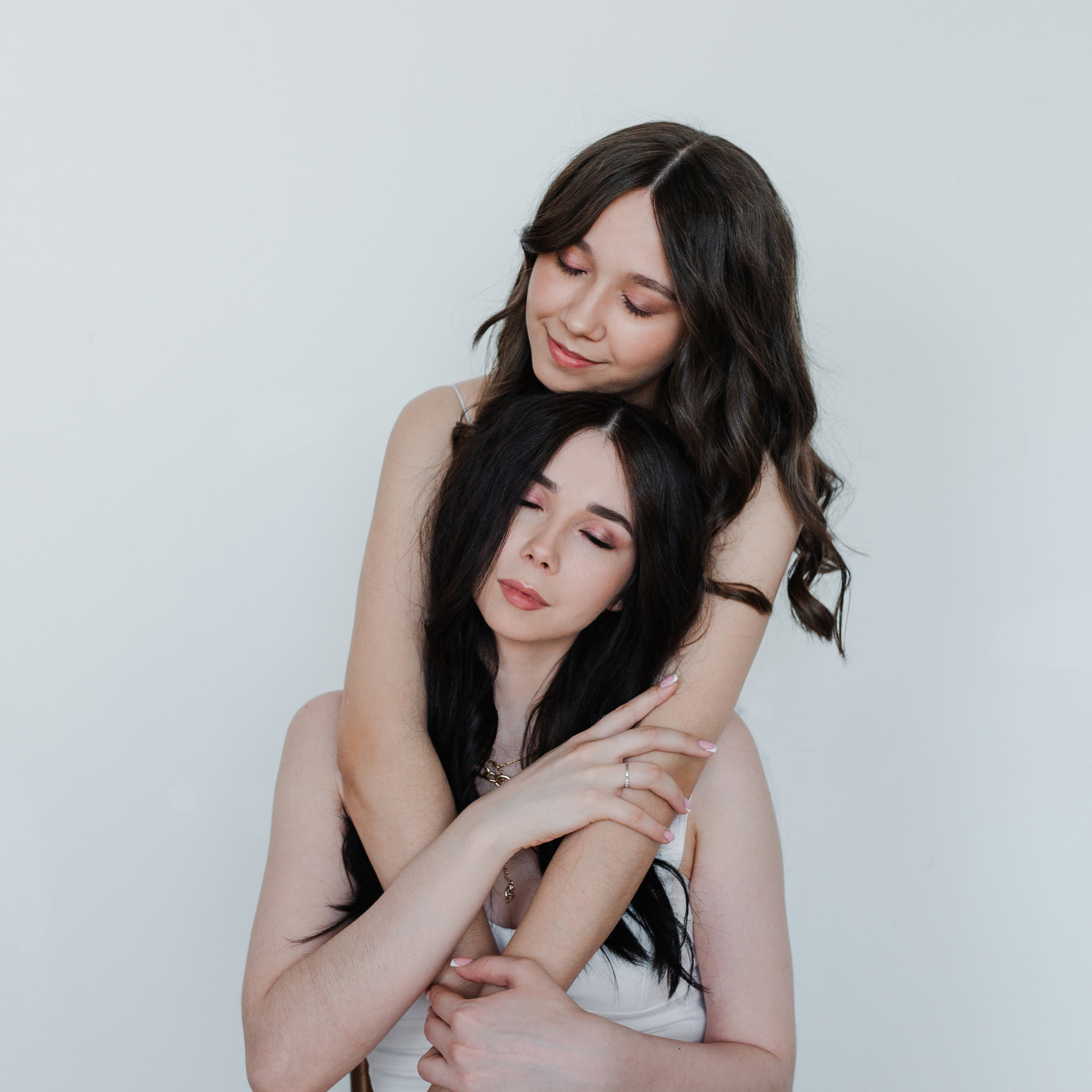 Алсу и Зиля