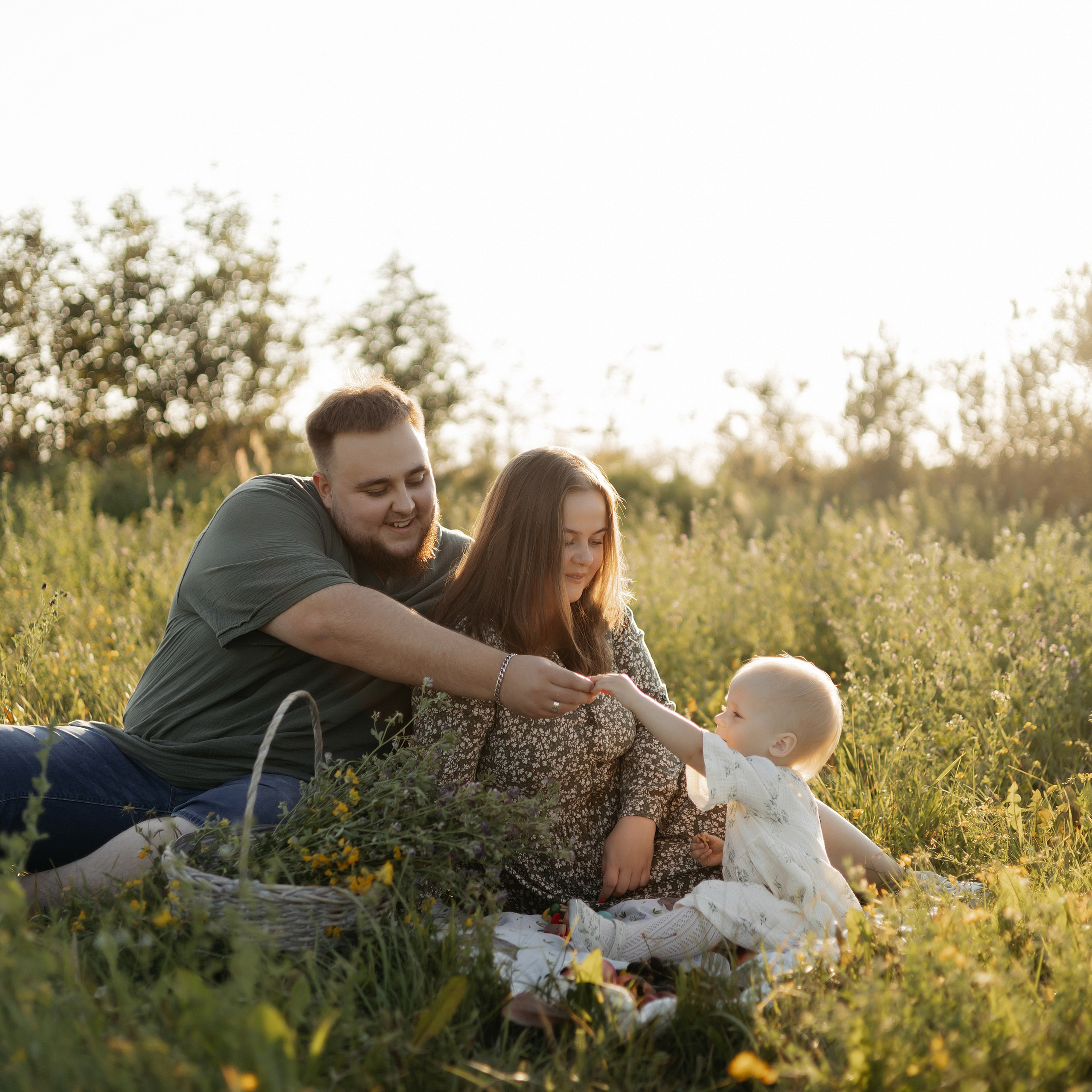 Катя, Илья и Василиса