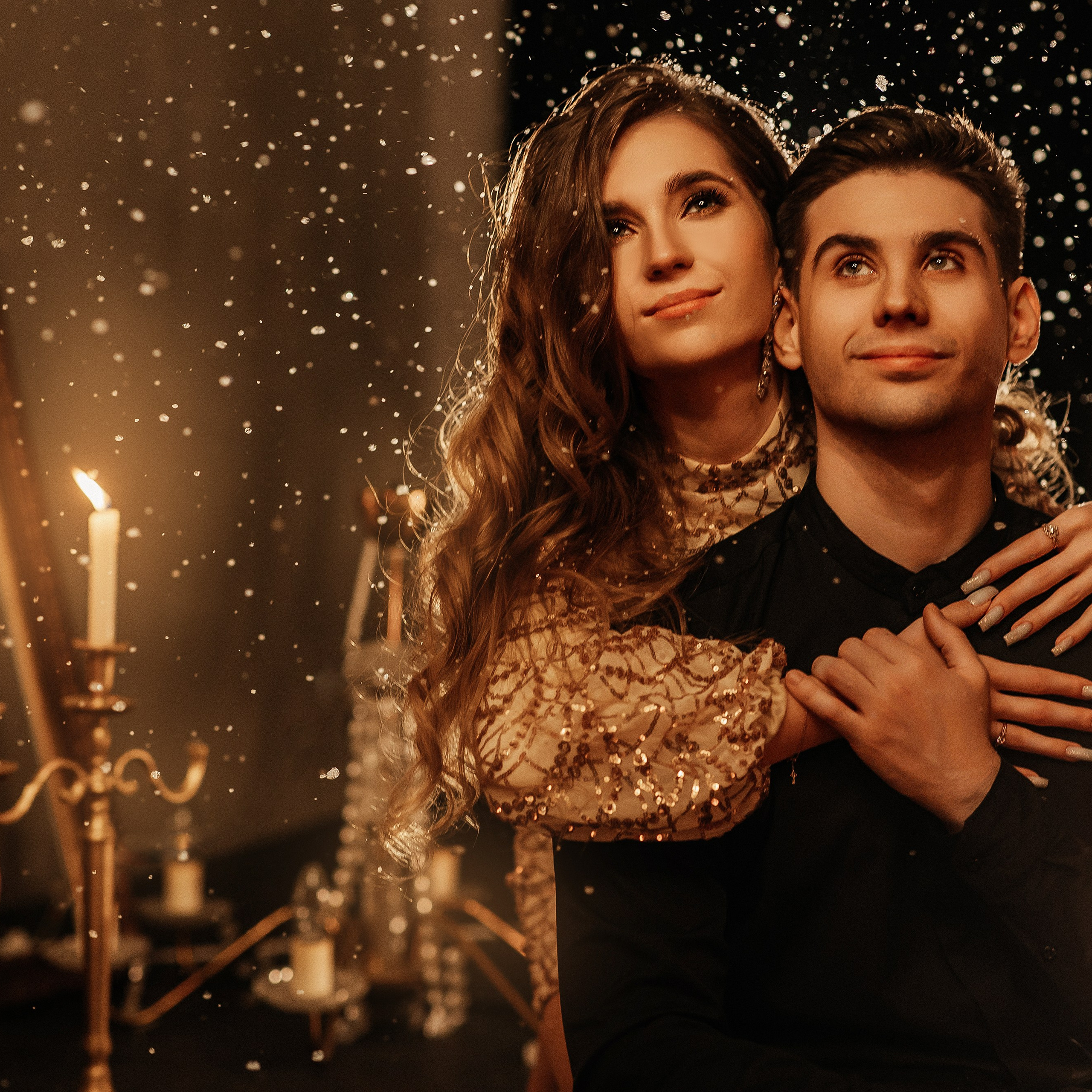 Свечи и снег