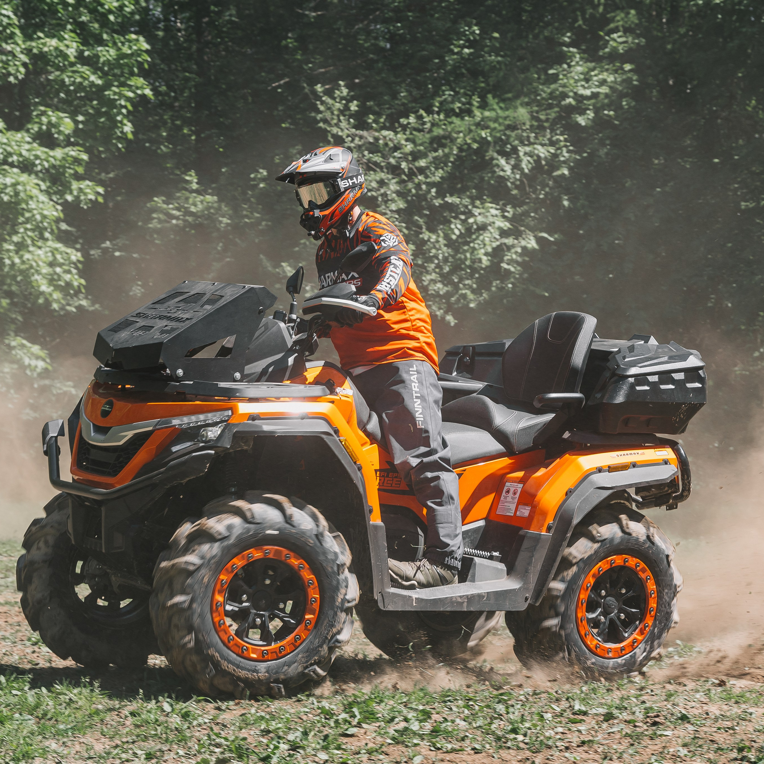 Предметный и рекламный фотограф в Москве Сергей Косов