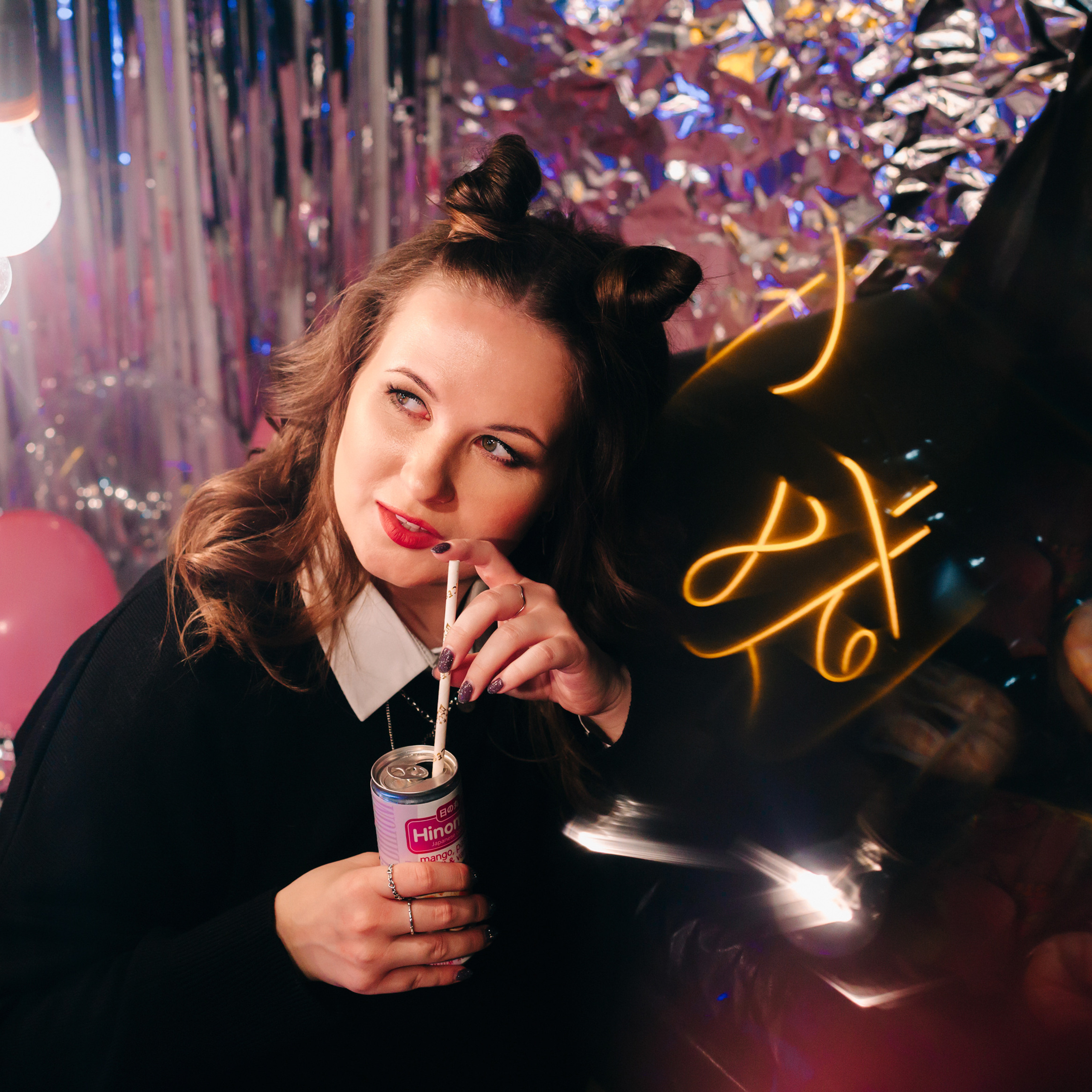 Юлия (рок-н-ролл и телевизоры «Рекорд»))