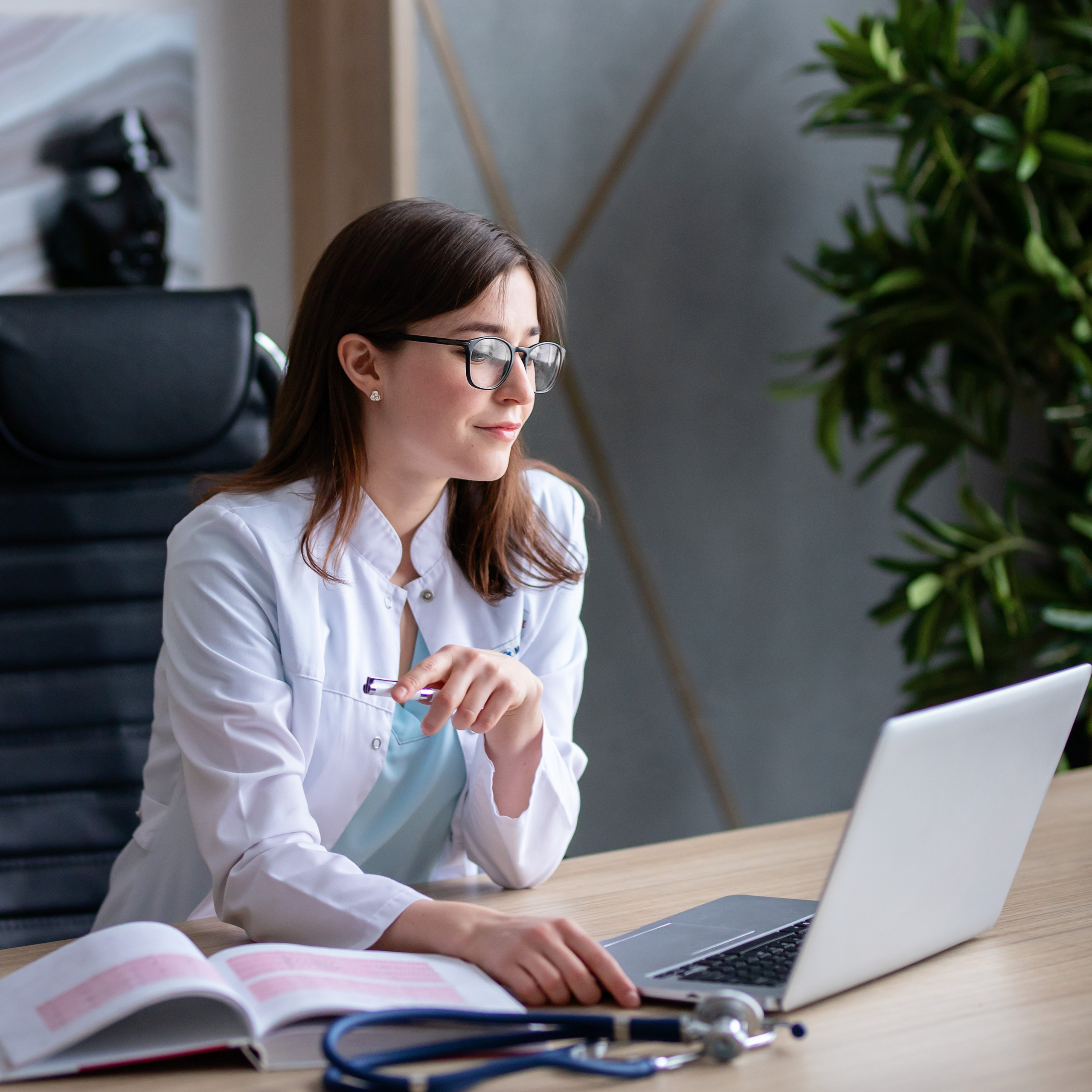 Деловой портрет для врача-кардиолога