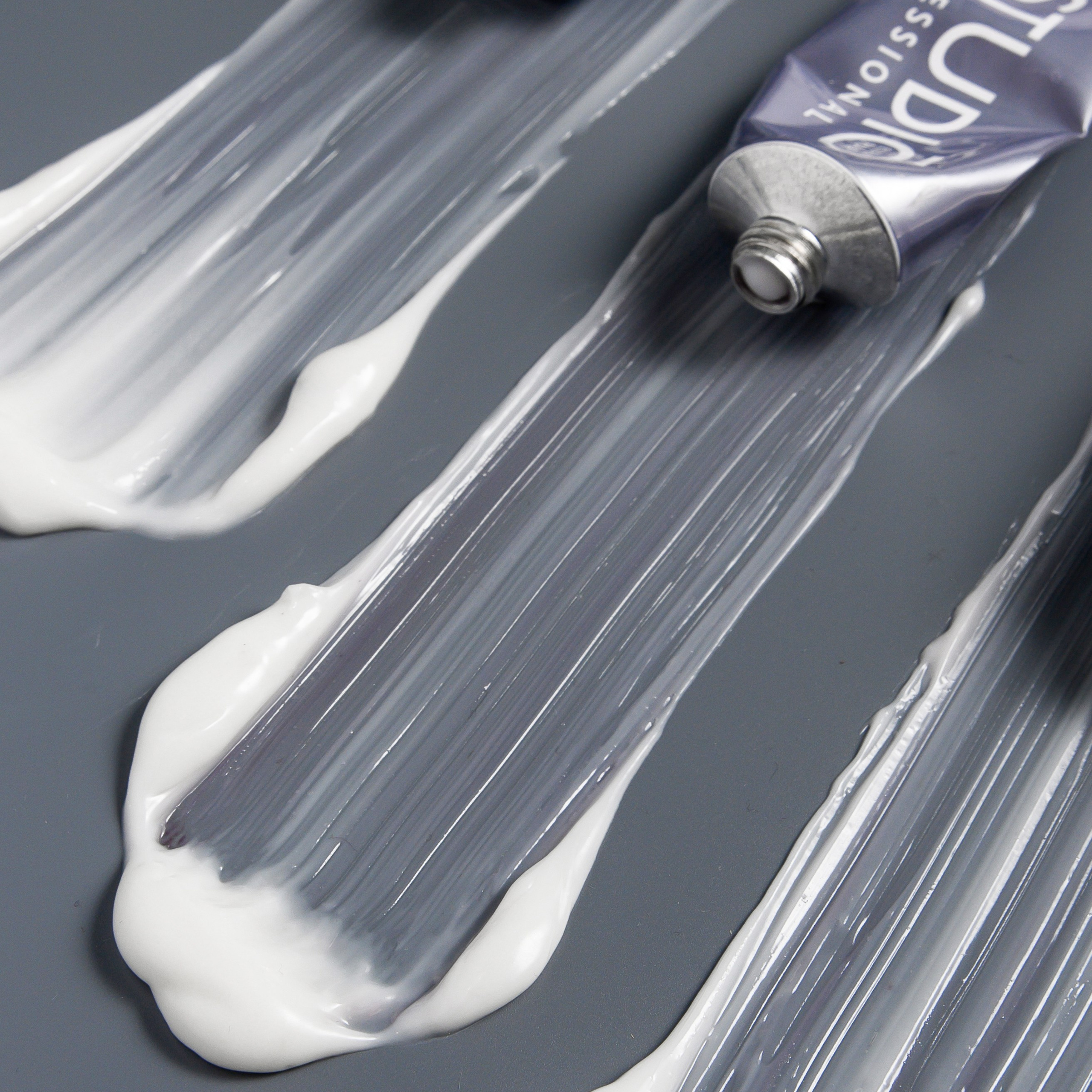 Фото для бренда Studio Professional. Предметный и портретный фотограф в Туле. Юлия Даниленко