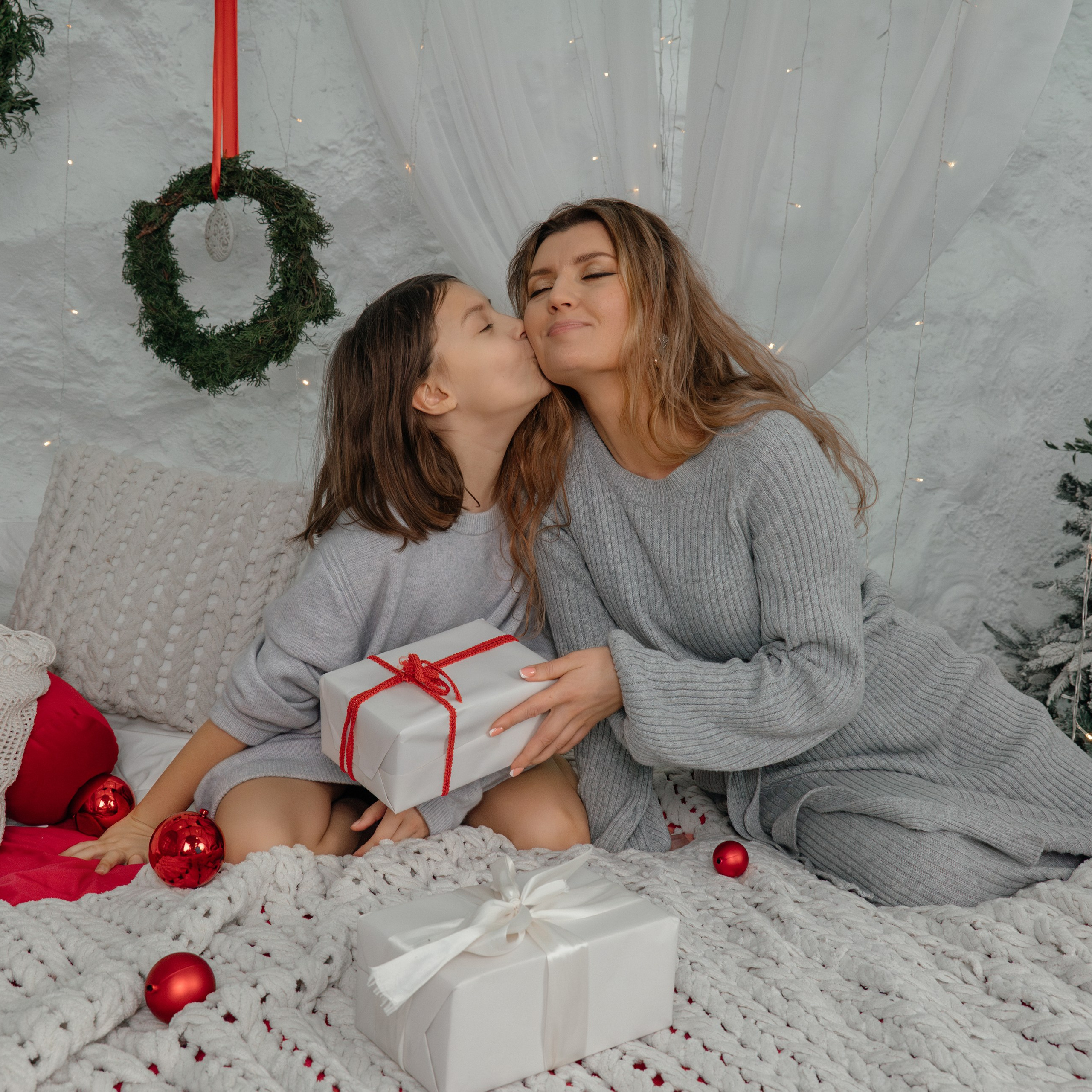 Кира и Мария