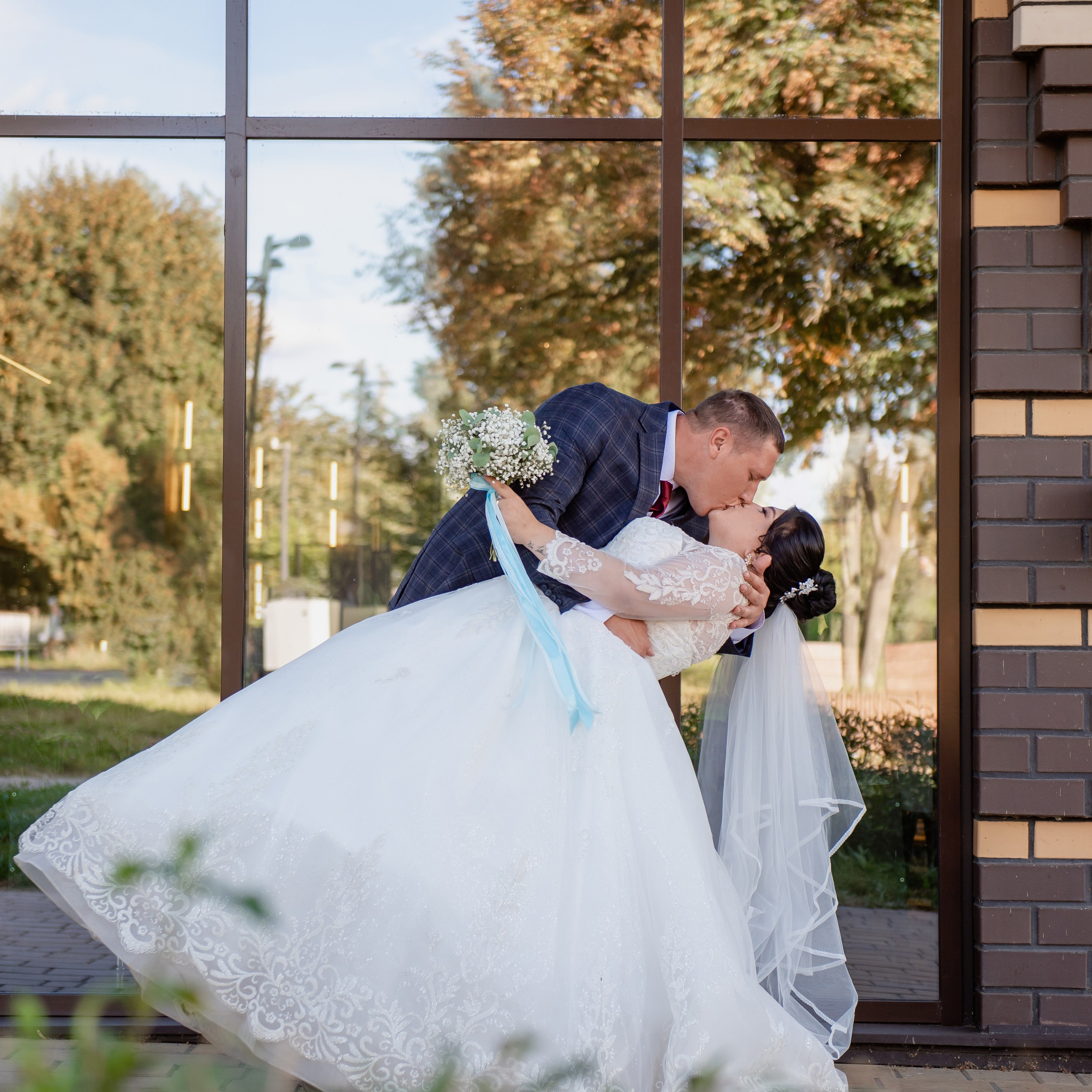 Михаил и Анастасия