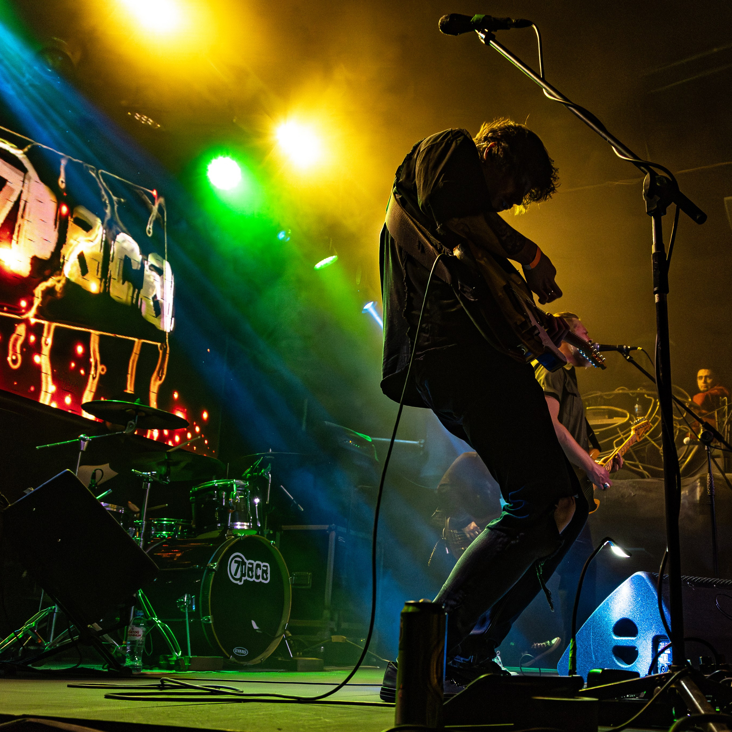 7Раса | Нирвана