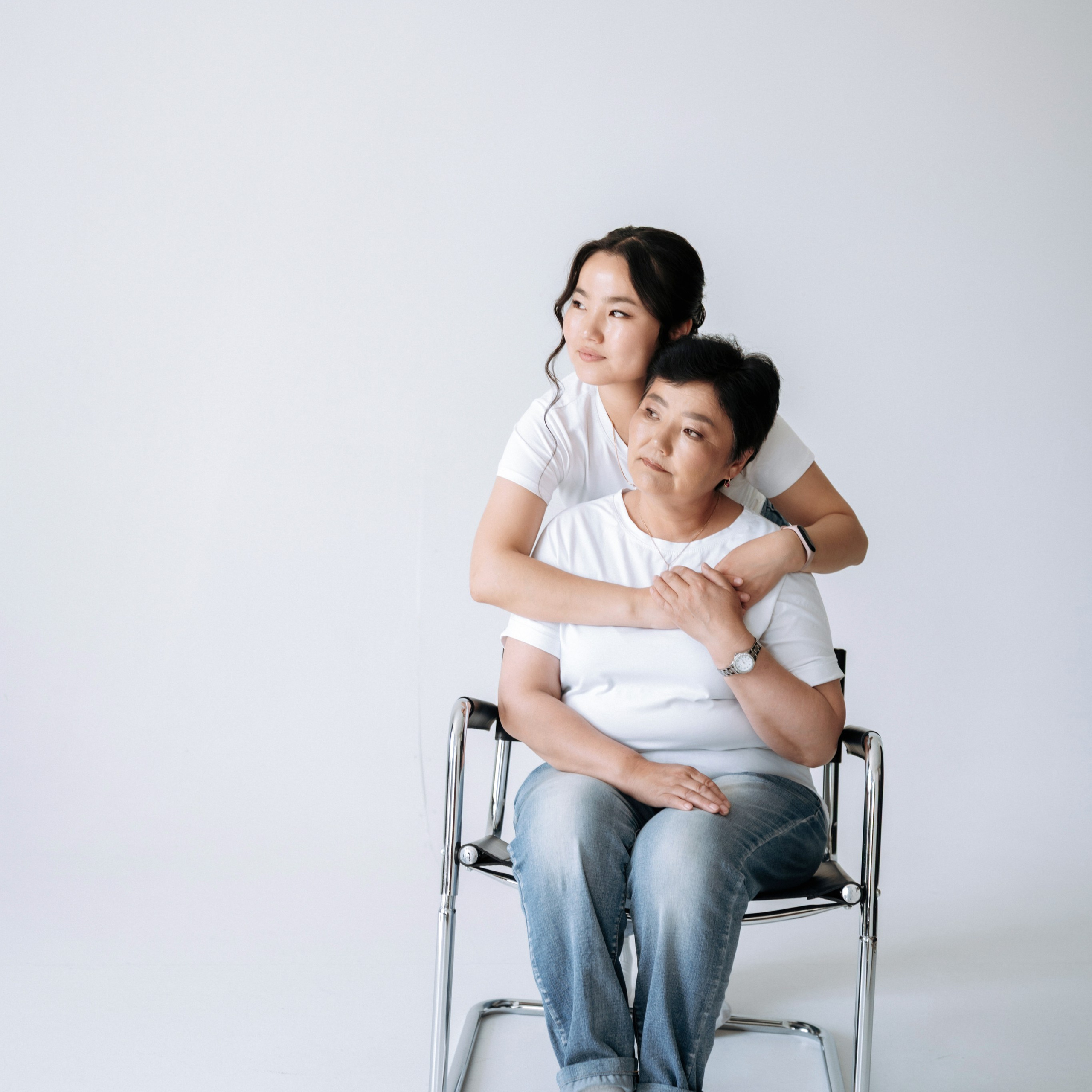 Валентина и Люда Галсановы