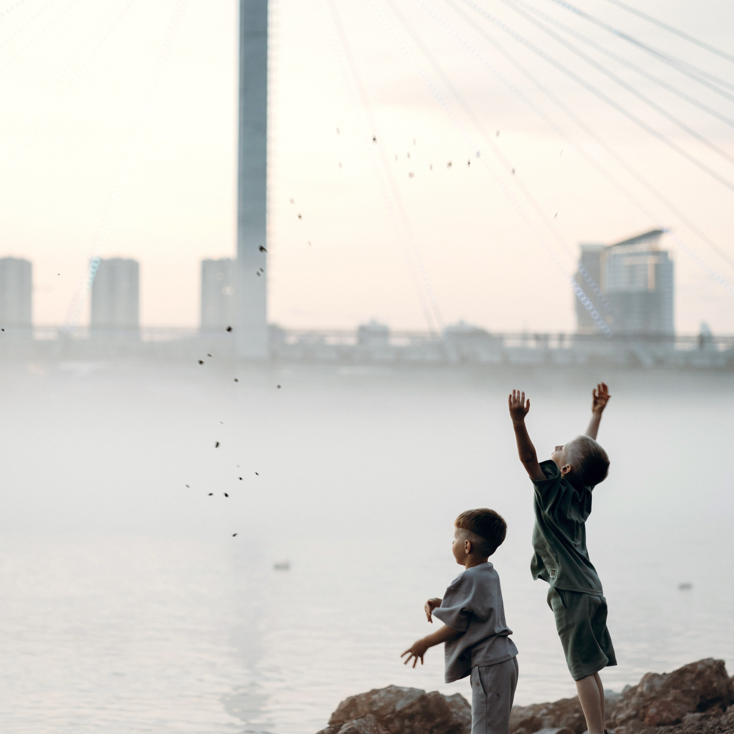 Семейный вечер после дождя