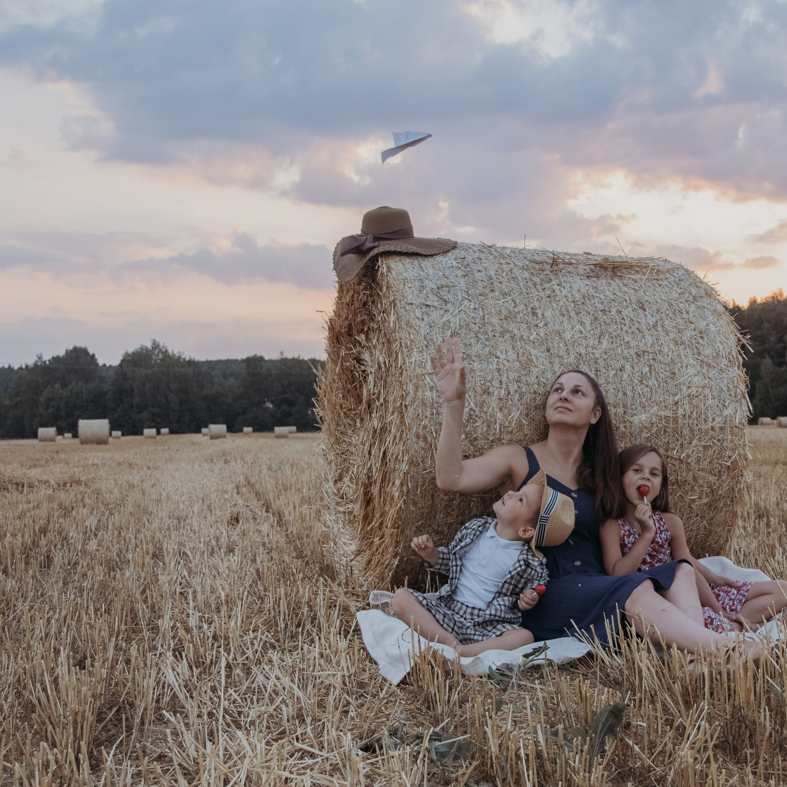 Ира и малыши