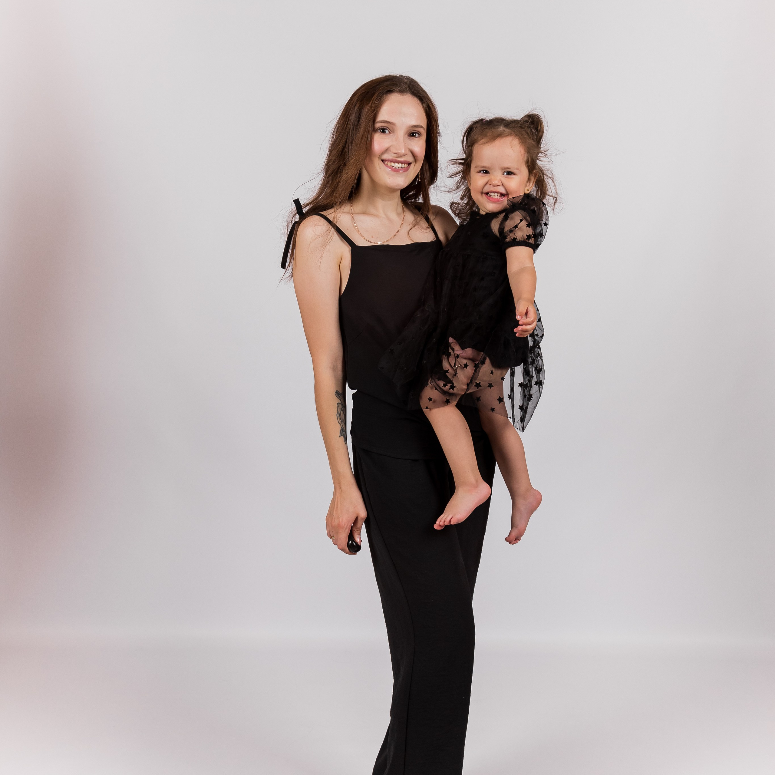 Фотостудия автопортрета DOUBLE-YOU в Сургуте