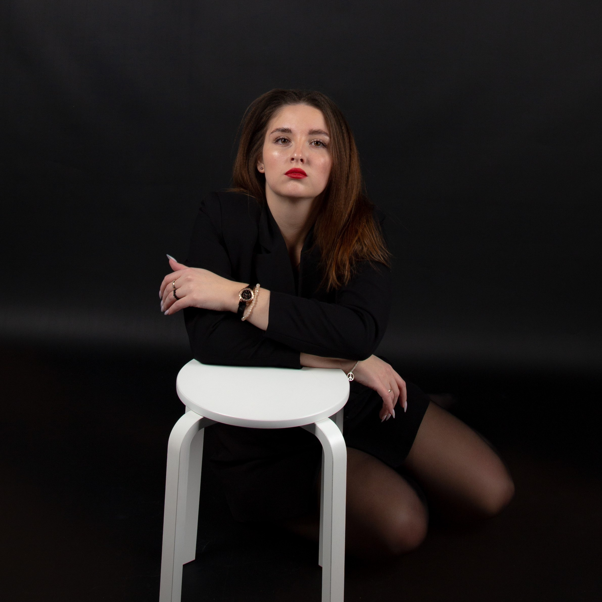 Фотостудия автопортрета DOUBLE-YOU в Сургуте