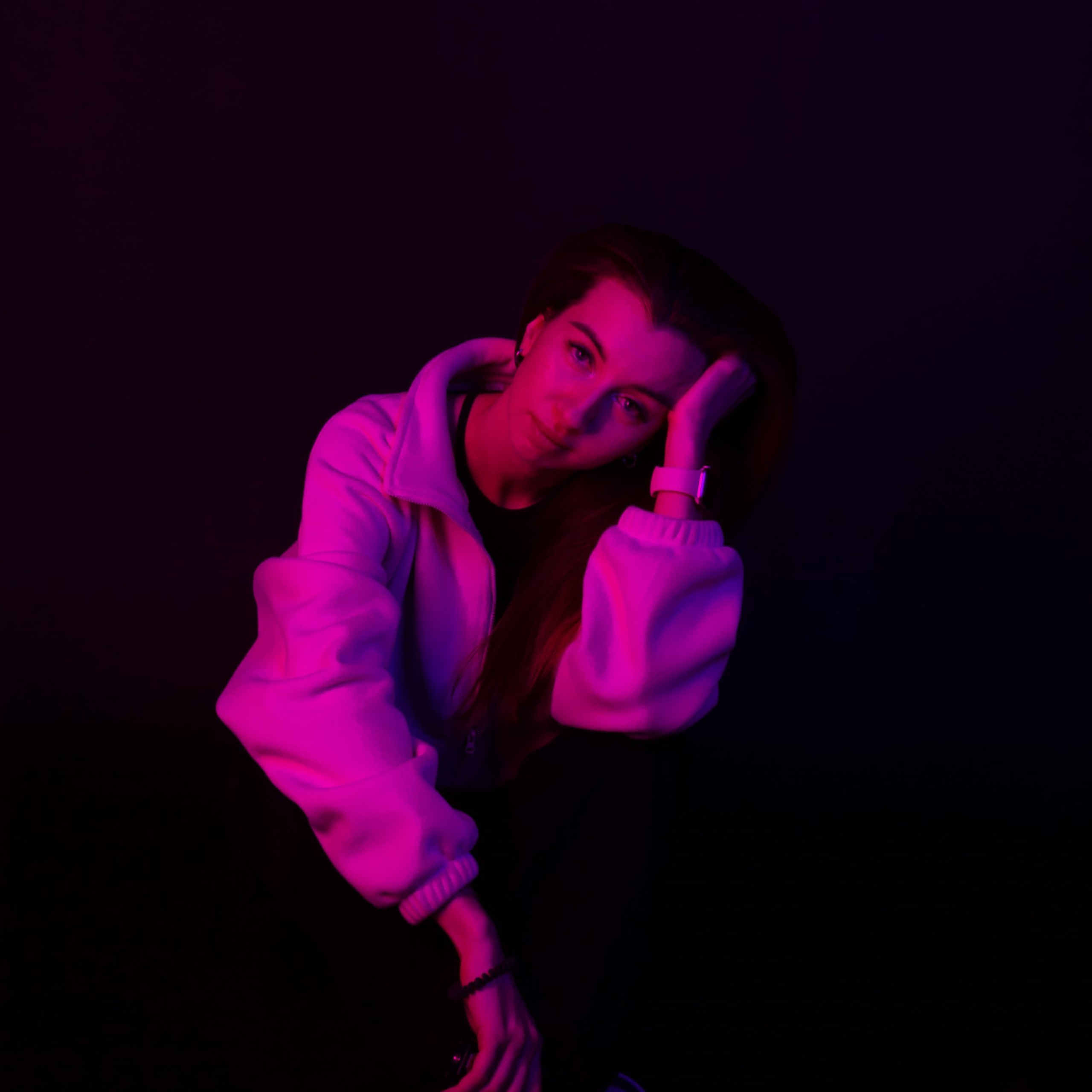 Фотостудия автопортрета DOUBLE-YOU в Сургуте