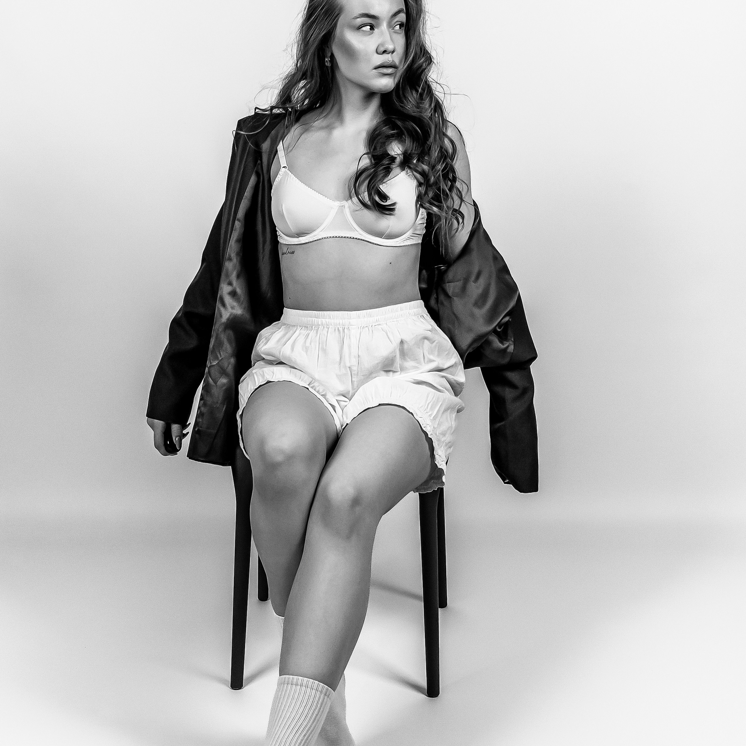 Фотостудия автопортрета DOUBLE-YOU в Сургуте