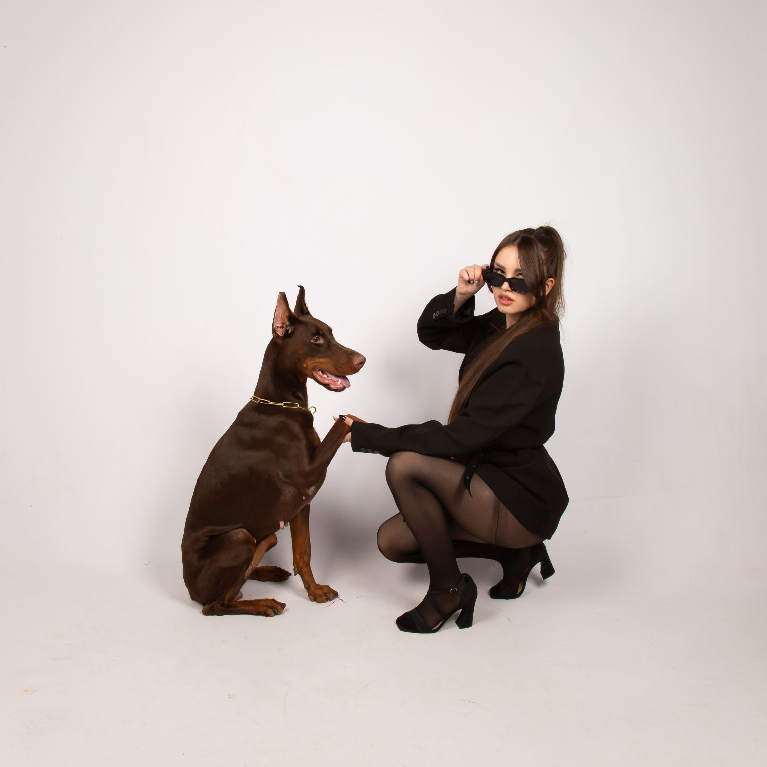 Фотостудия автопортрета DOUBLE-YOU в Сургуте