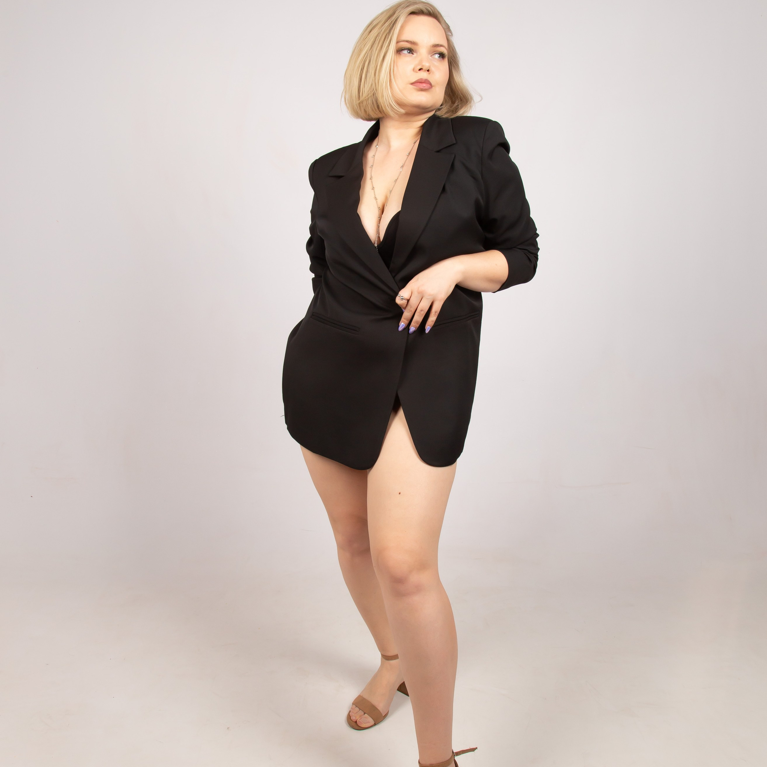 Фотостудия автопортрета DOUBLE-YOU в Сургуте