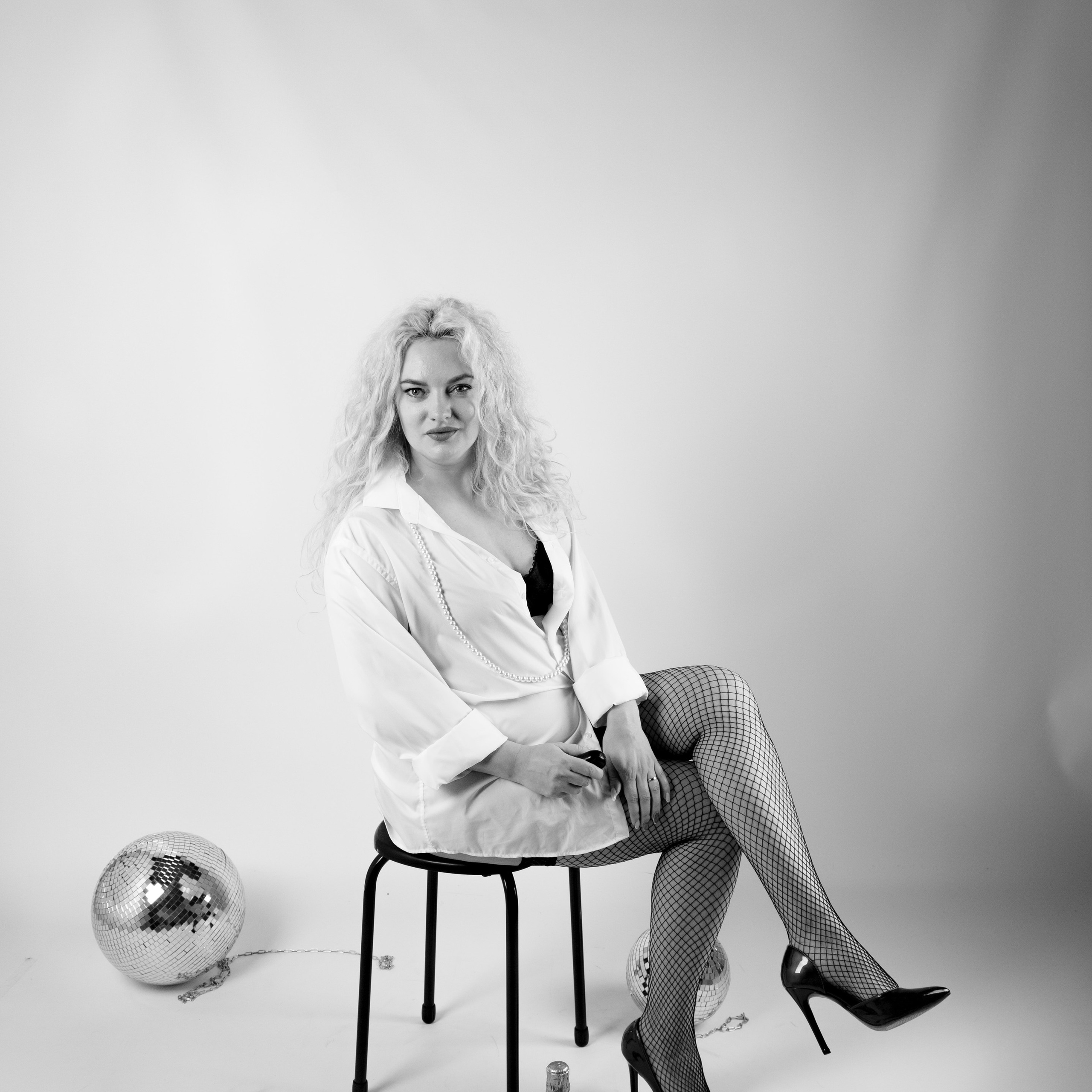 Фотостудия автопортрета DOUBLE-YOU в Сургуте