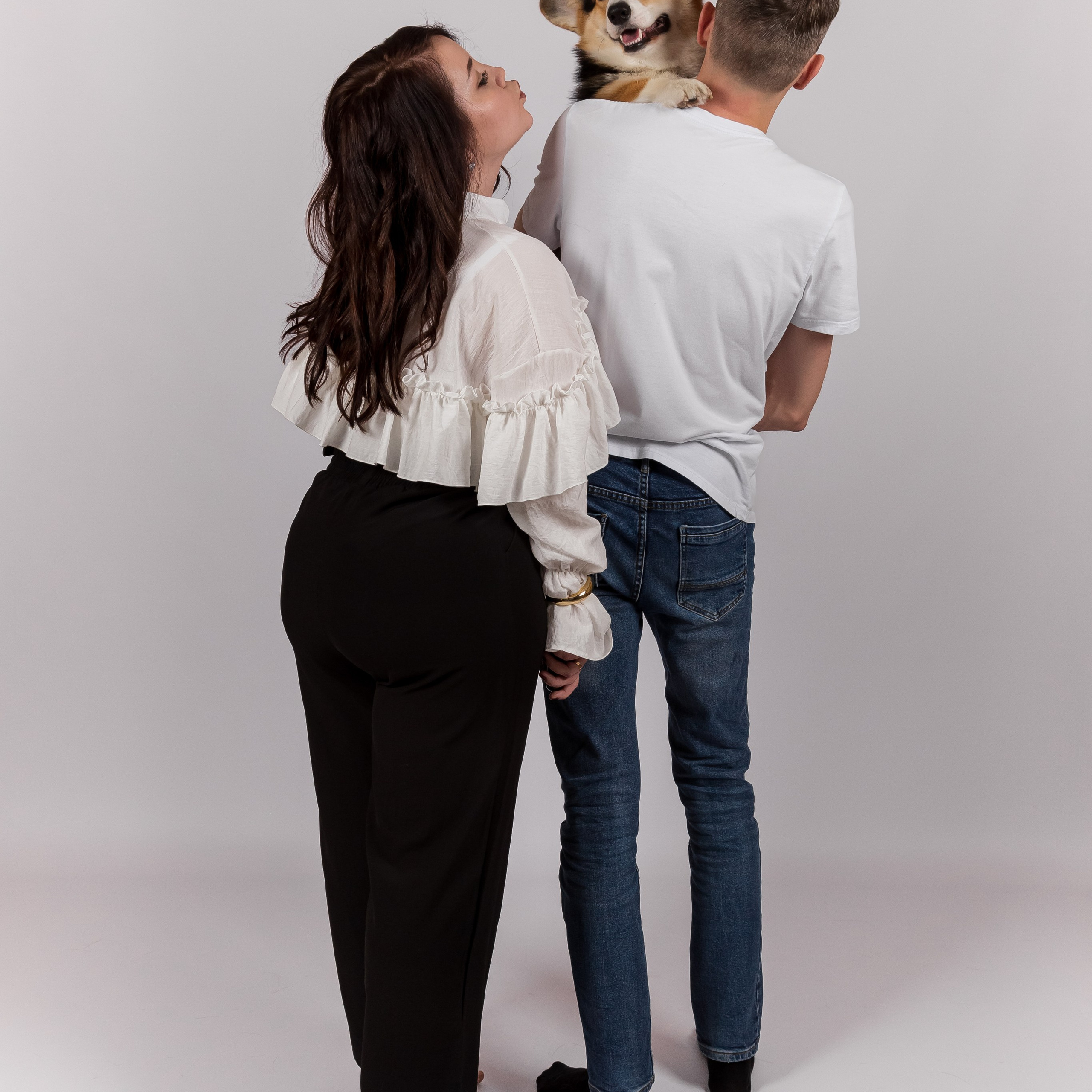 Фотостудия автопортрета DOUBLE-YOU в Сургуте