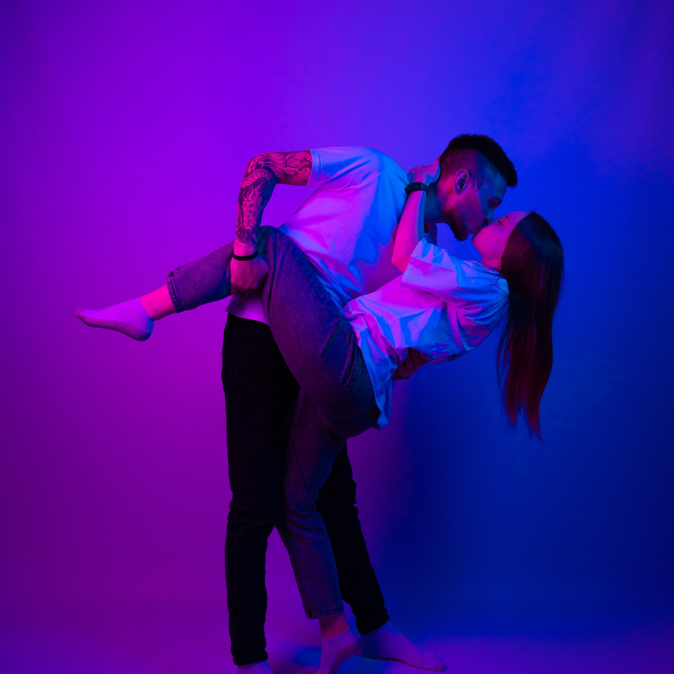 Фотостудия автопортрета DOUBLE-YOU в Сургуте