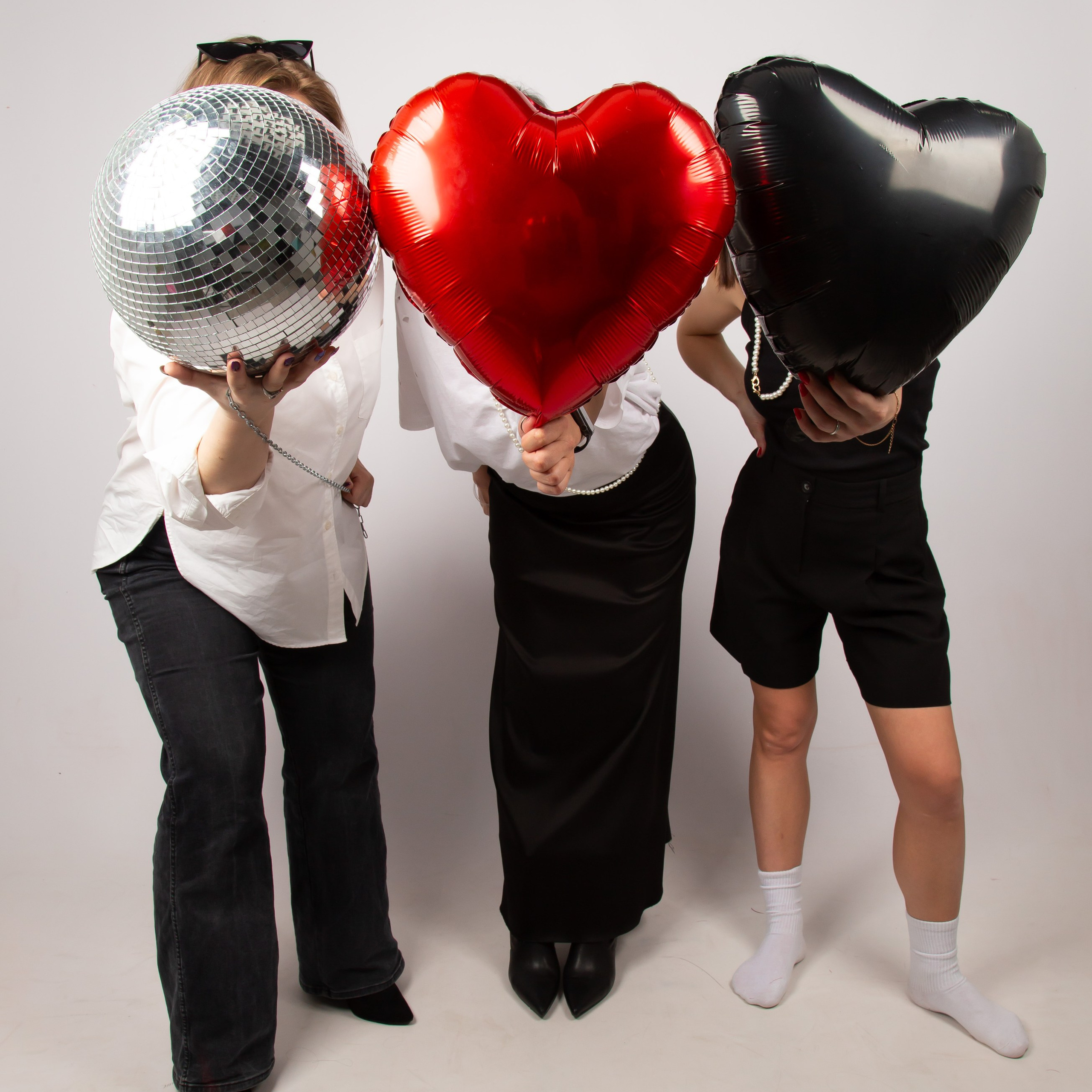 Фотостудия автопортрета DOUBLE-YOU в Сургуте