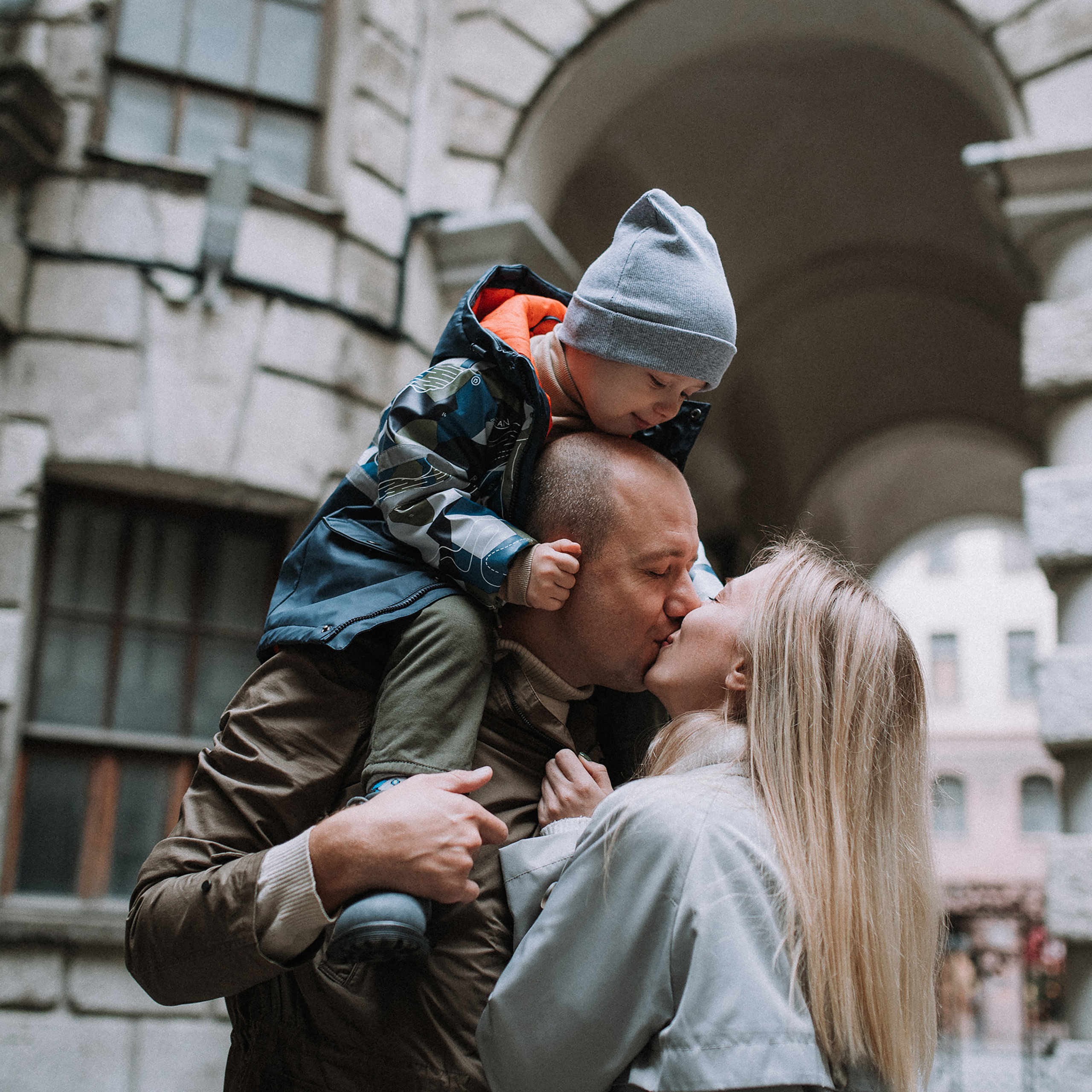 Солнце в сером Питере