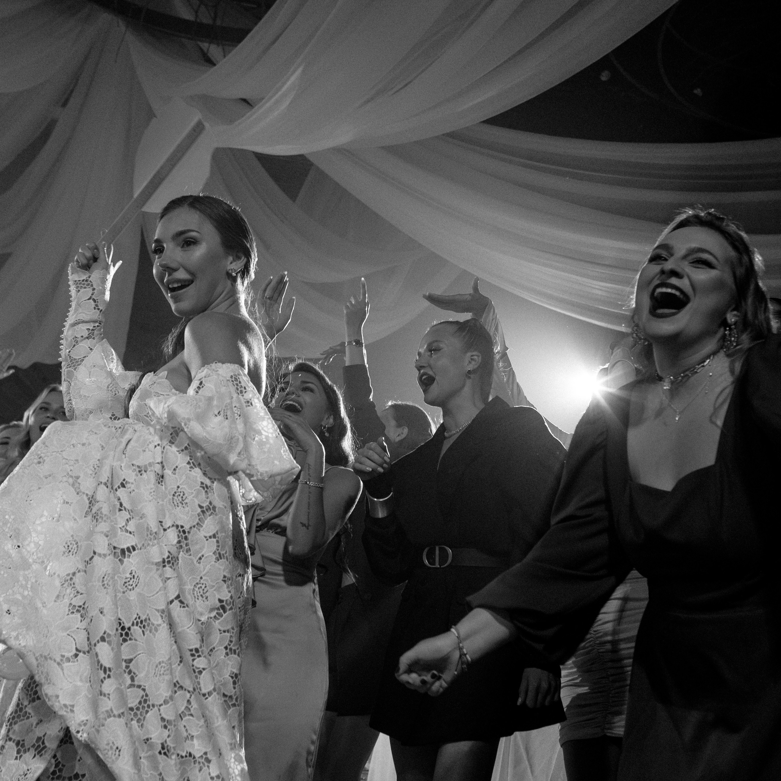 Полина и Костя. Свадебный фотограф в Красноярске