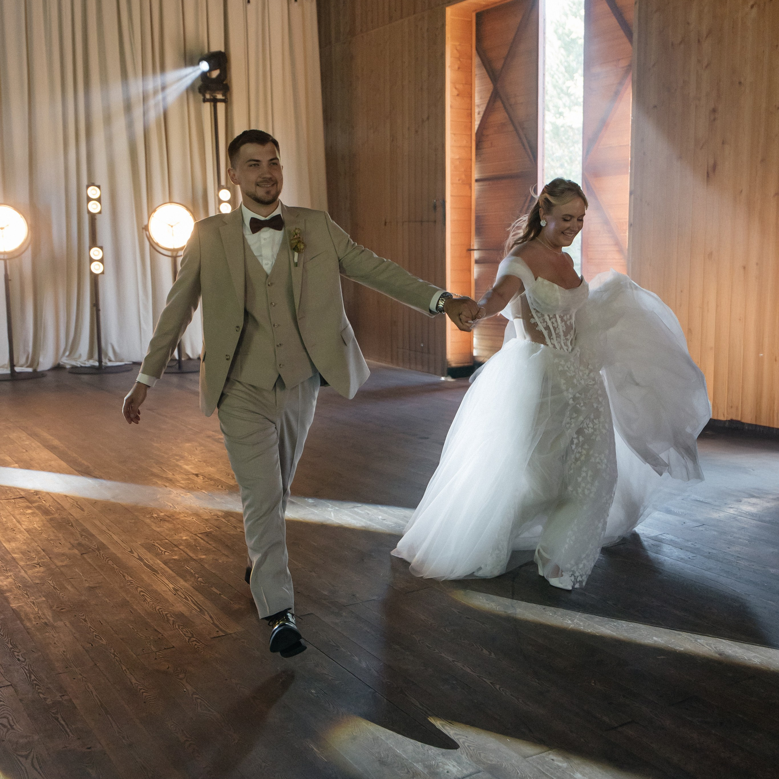 Паша и Милана. Свадебный фотограф в Красноярске