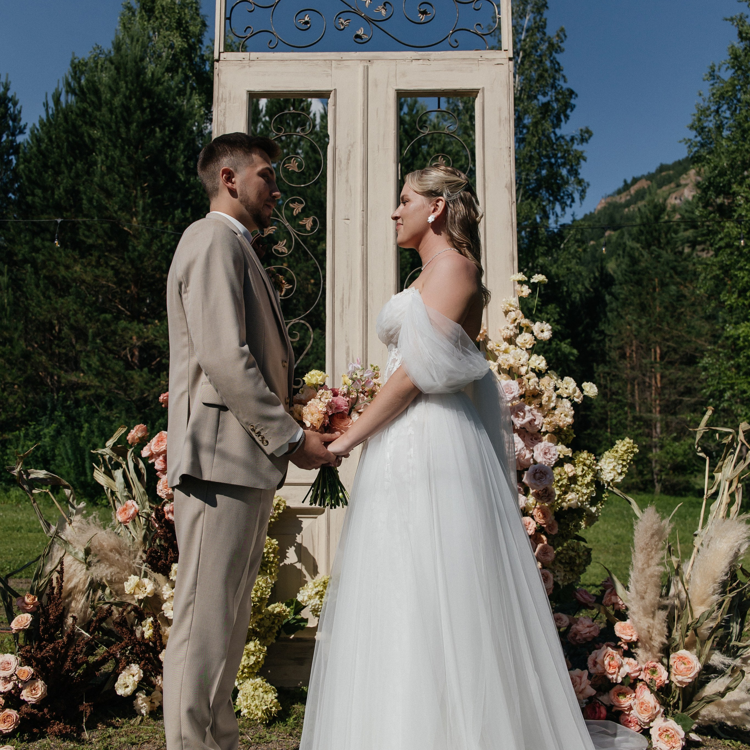 Паша и Милана. Свадебный фотограф в Красноярске