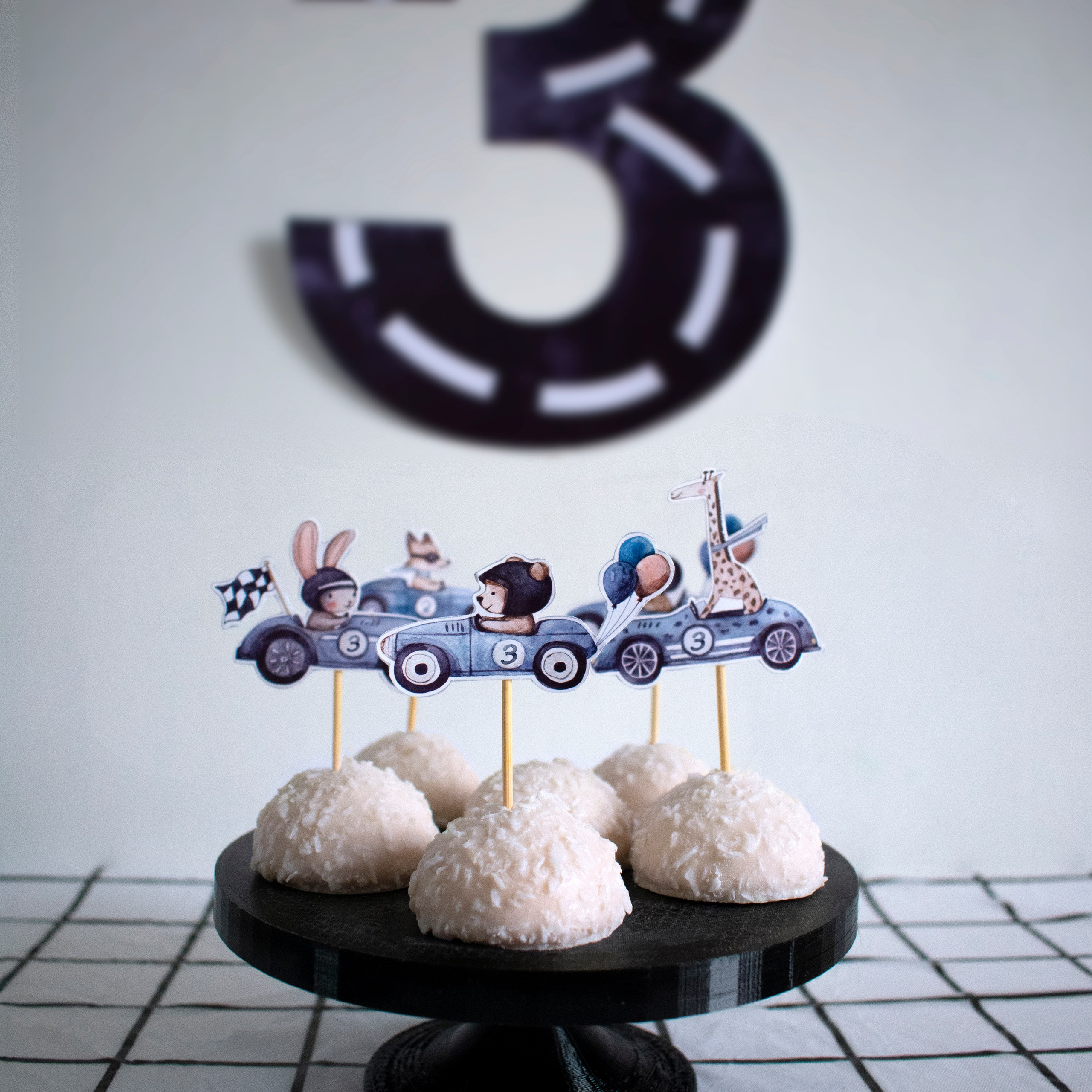 Набор для праздника «Зверогонки». Роспись стен и декор в детских комнатах Москва и Подмосковье