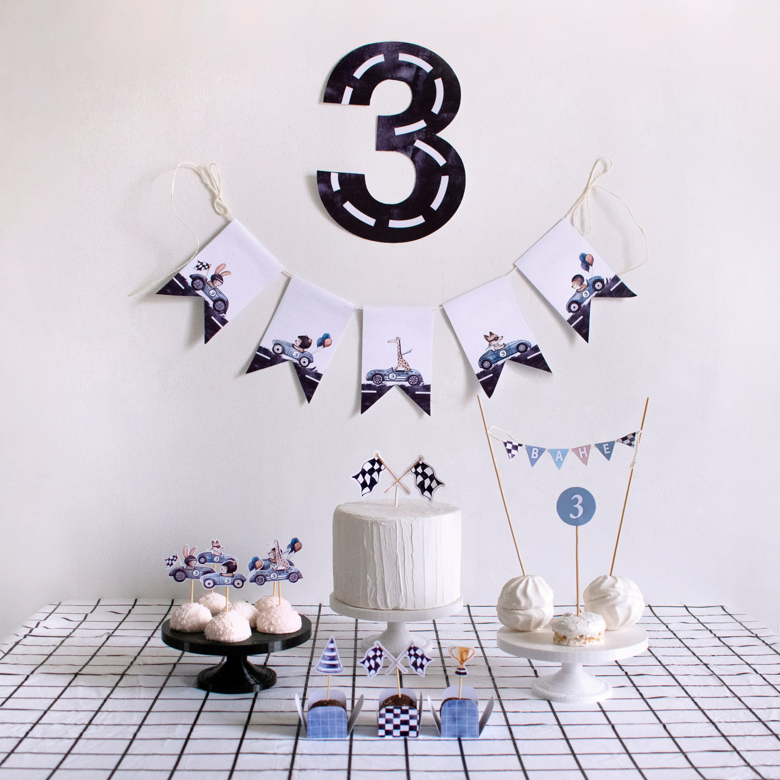 Набор для праздника «Зверогонки». Роспись стен и декор в детских комнатах Москва и Подмосковье