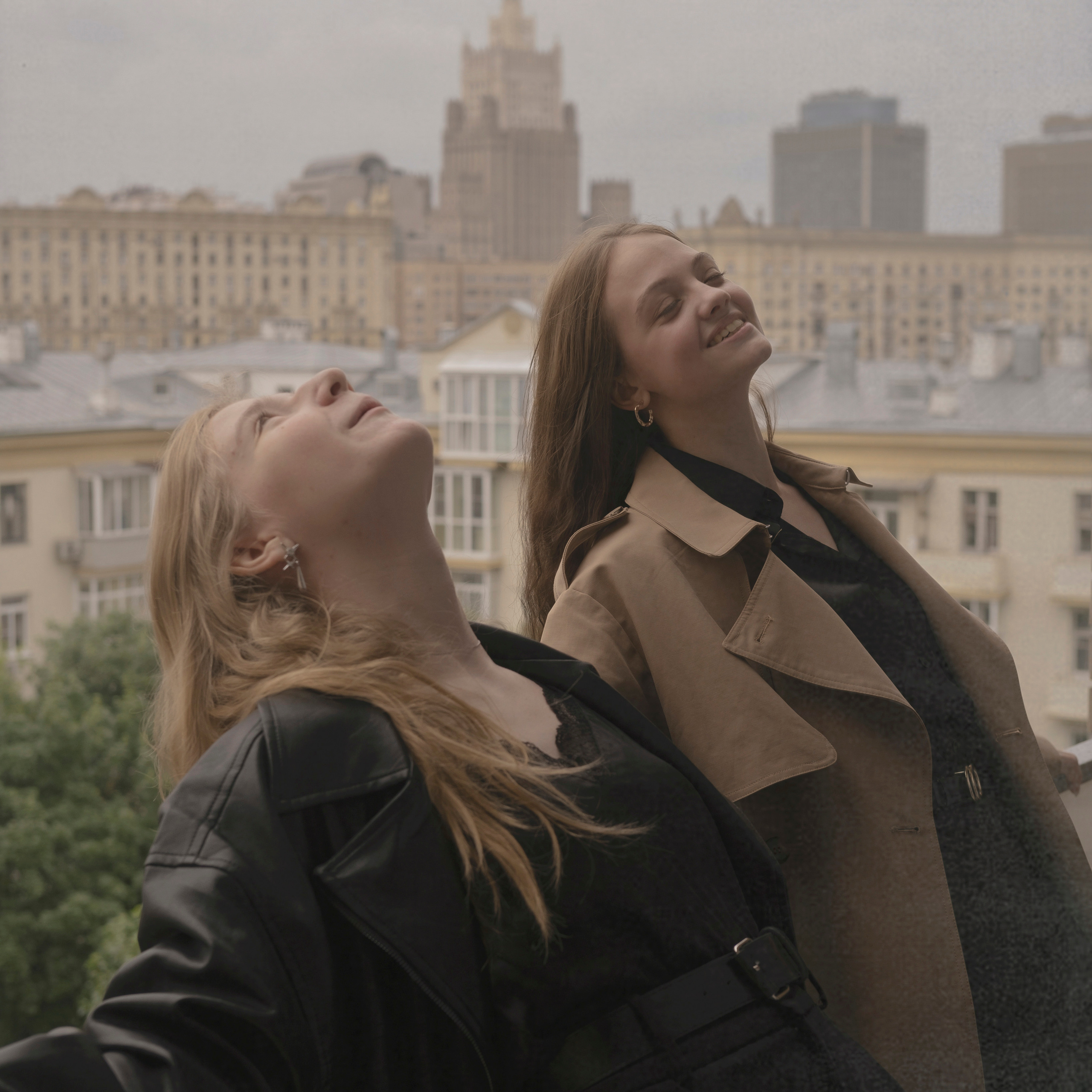 Парные съёмки. DEVOCHKA IZ 90S