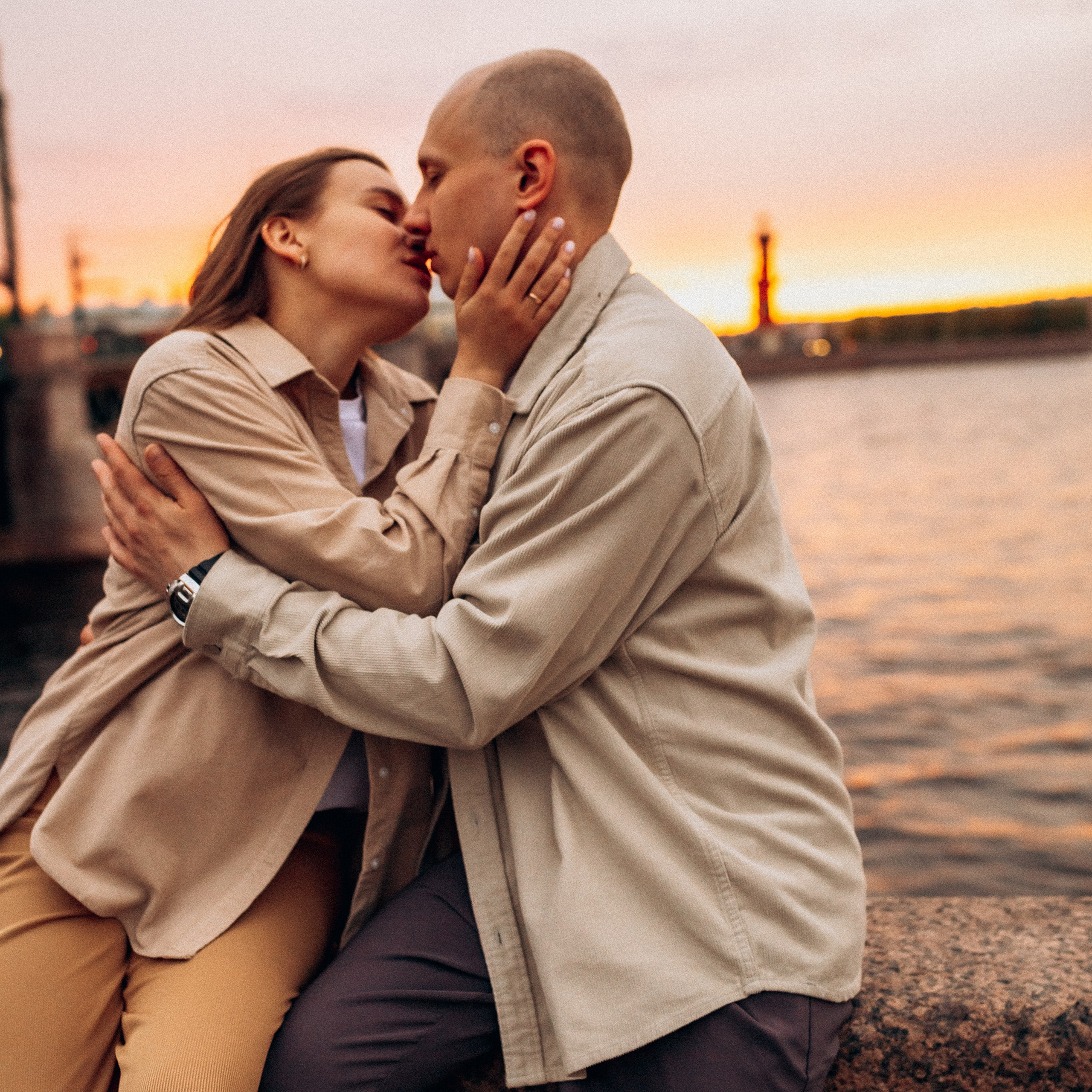 Маша и Никита: прогулка по Питеру