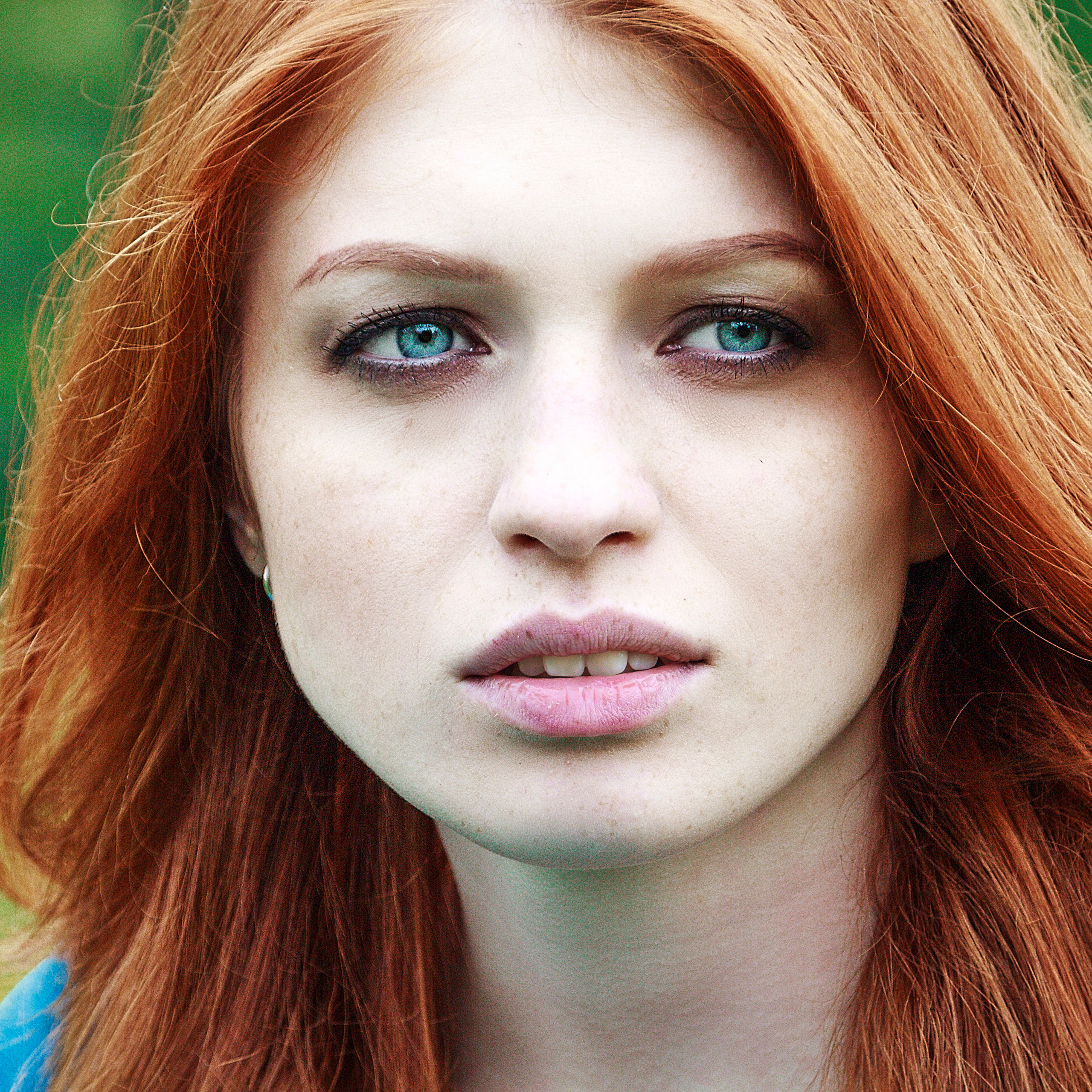 Valentina. • Blue Feather • фотография, графический дизайн, Комсомольск-на-Амуре