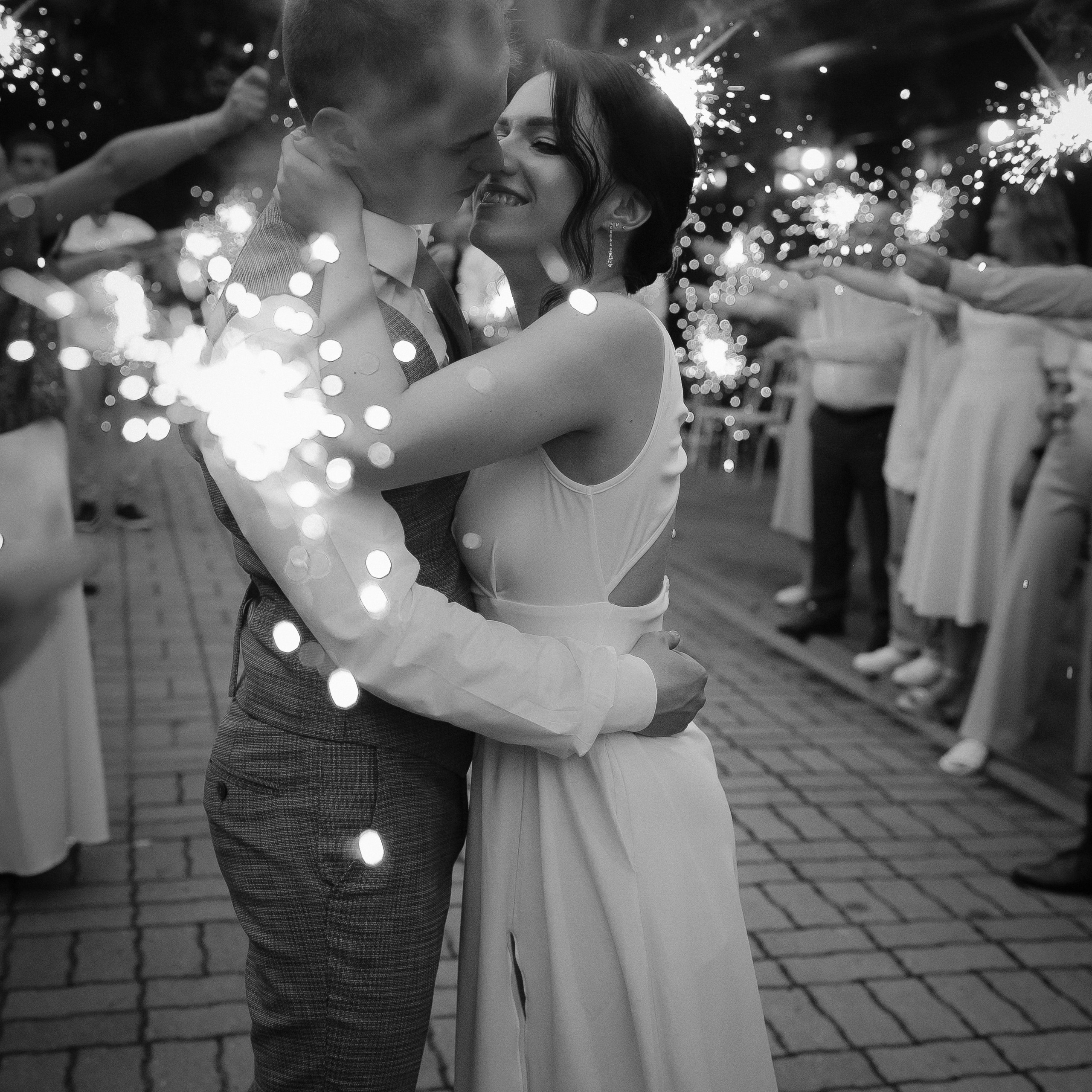 Съемка пары в отеле, на природе, в городе